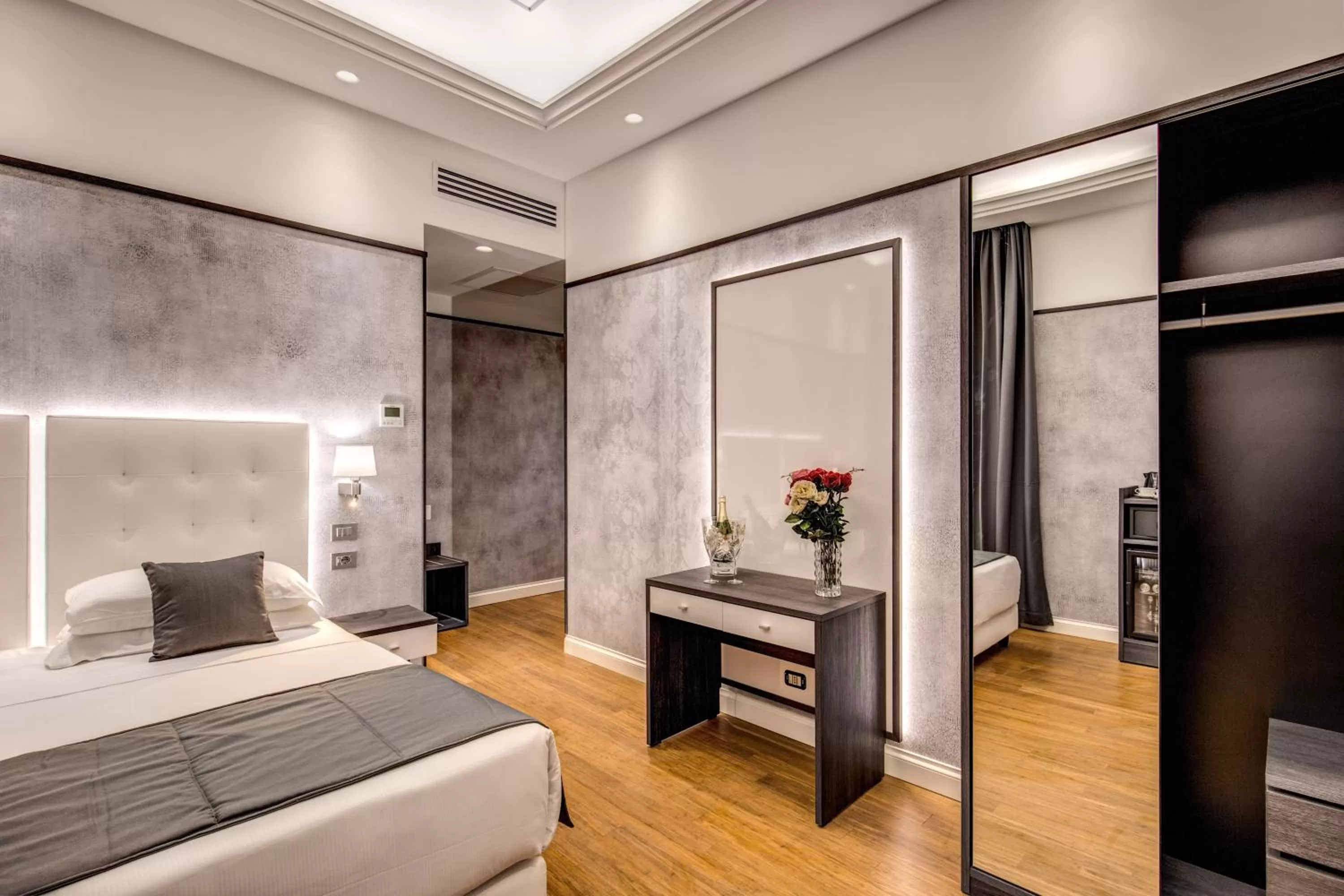 Decorative detail, Bed in The Liberty Boutique Hotel