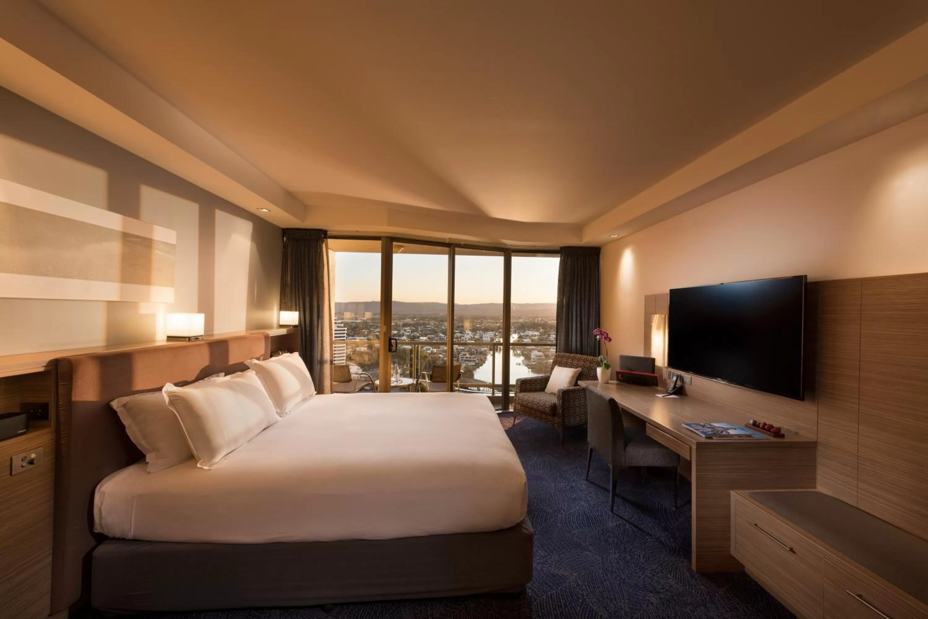 Bedroom, Bed in Sofitel Gold Coast Broadbeach