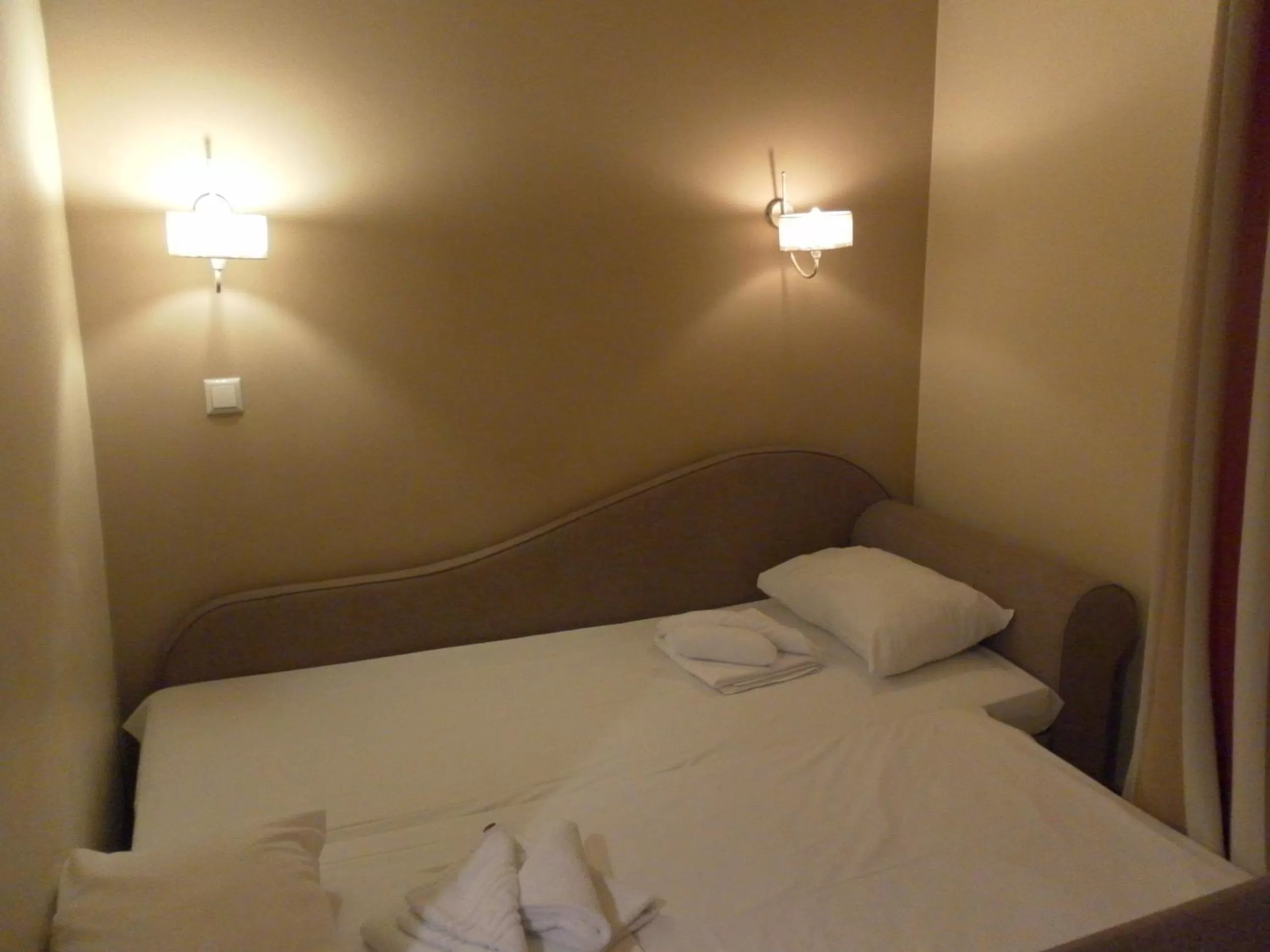 Balcony/Terrace, Bed in Esperia