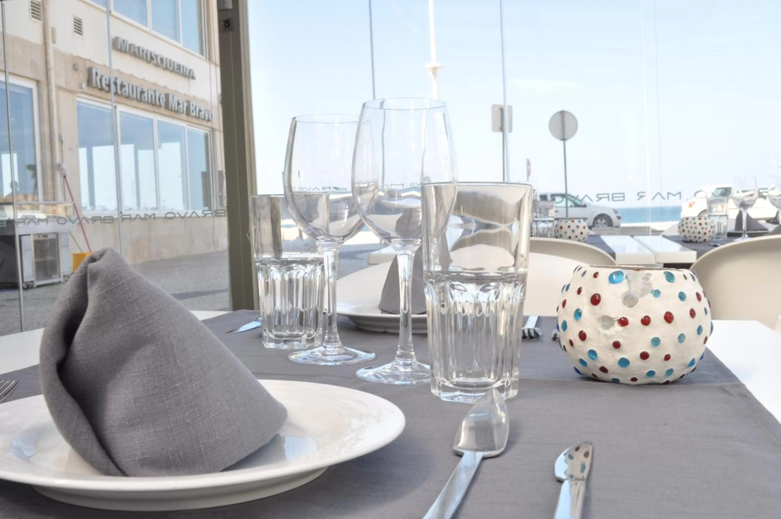 Restaurant/places to eat in Hotel Mar Bravo