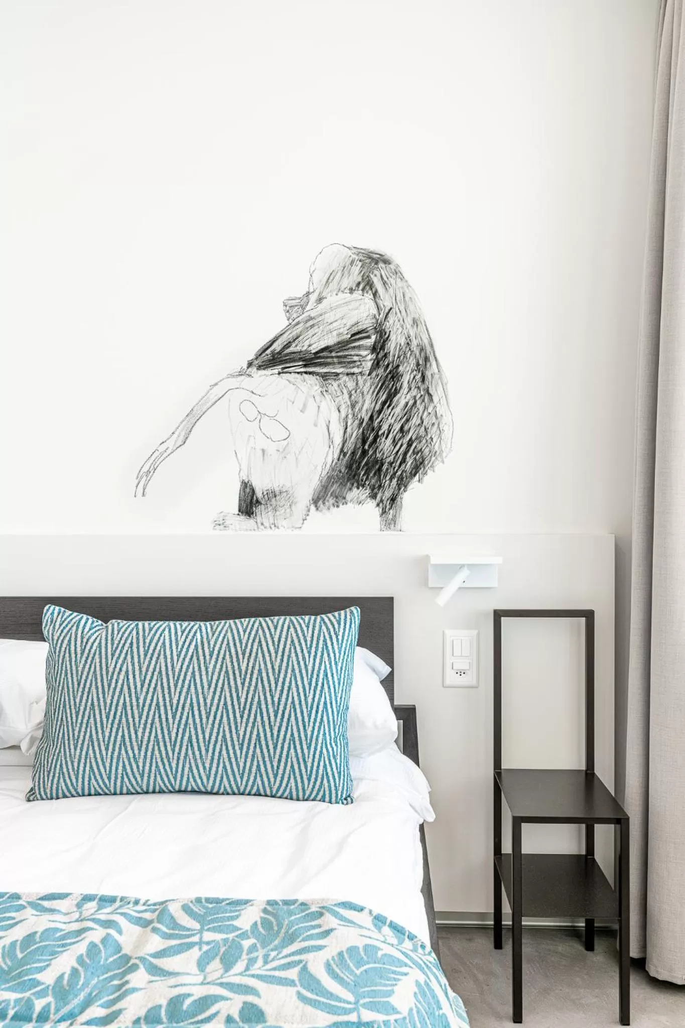 Decorative detail, Bed in Hôtel Alpes & Lac