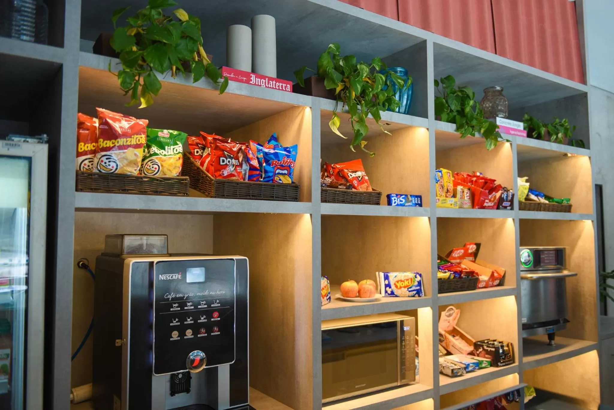 Restaurant/places to eat in ibis budget Rio de Janeiro Centro