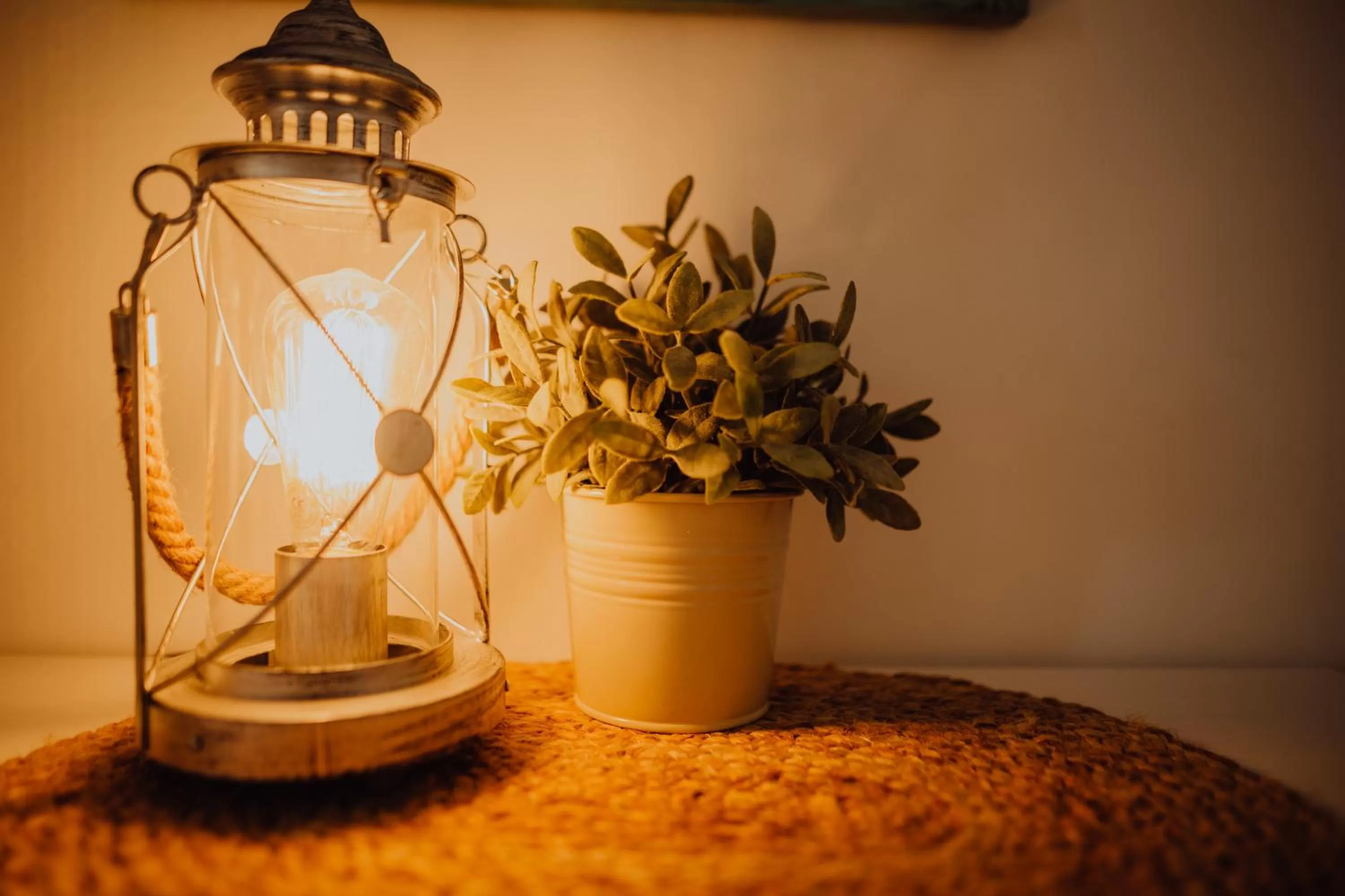 Staff in Das Hotel Stern 24h self-check-in