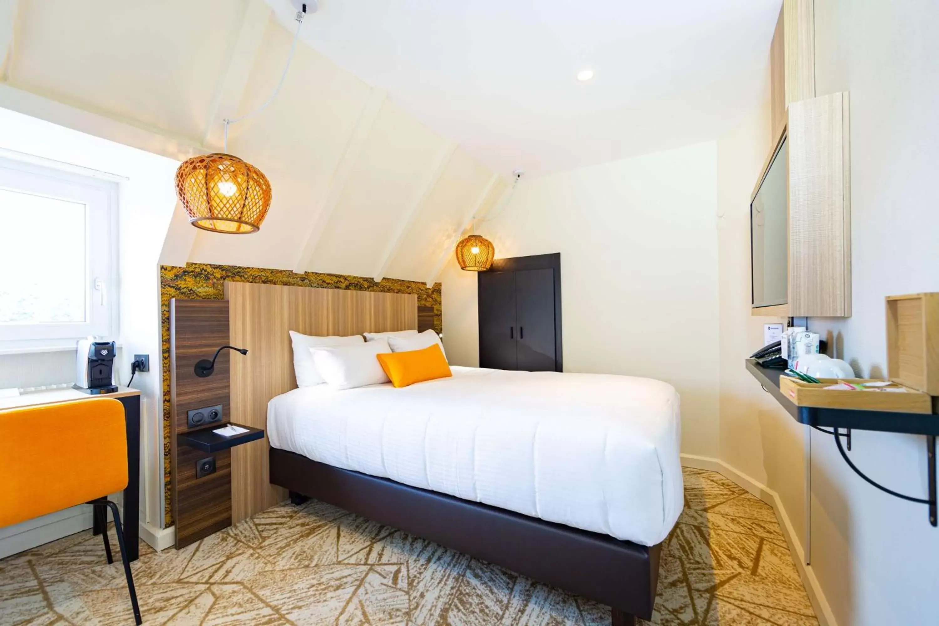 Classic Double Room - Non-Smoking in Best Western Mulhouse Salvator Centre Classic Double Room - Non-Smoking in Best Western Mulhouse Salvator Centre