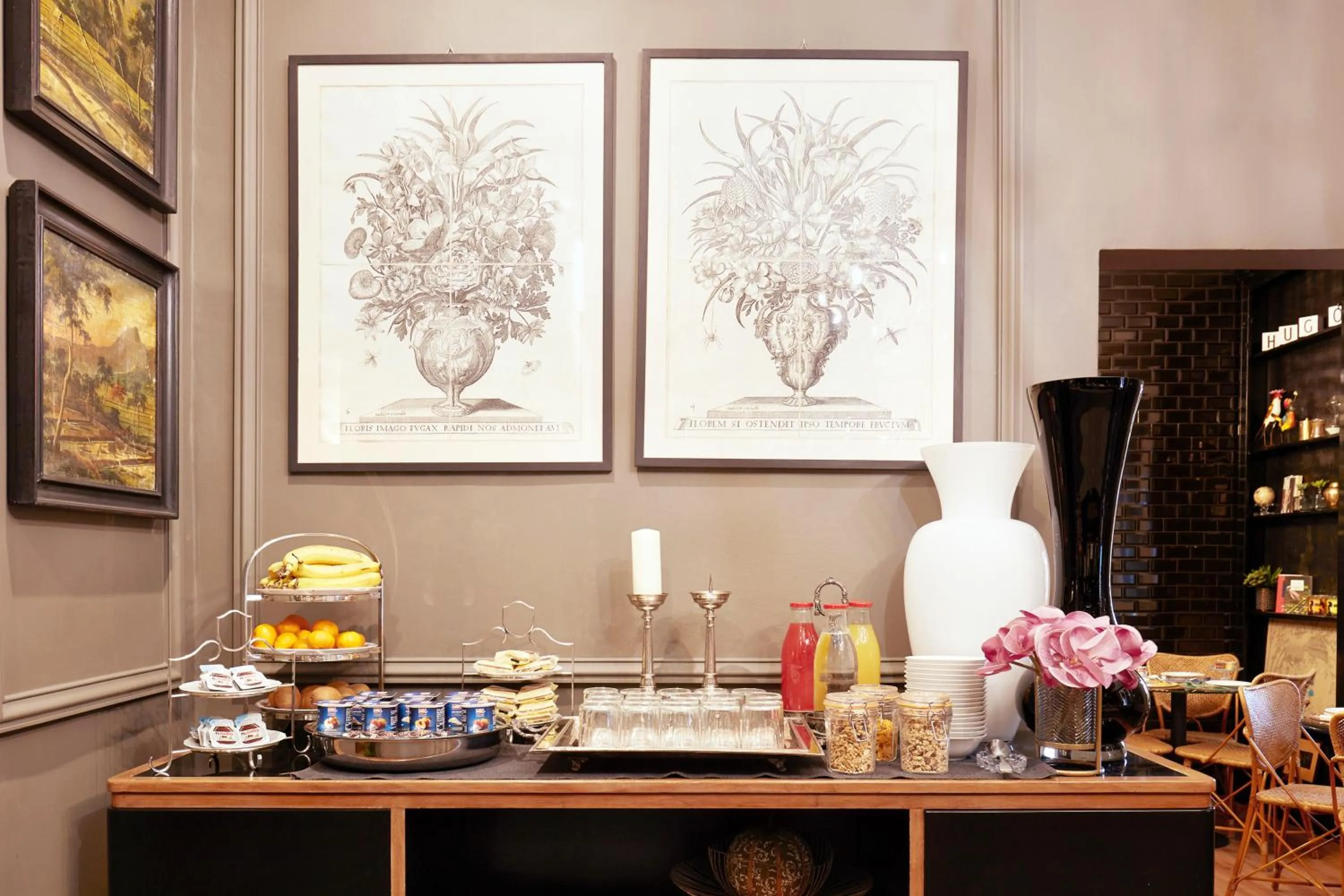 Food and drinks in Boutique Hotel Hugo