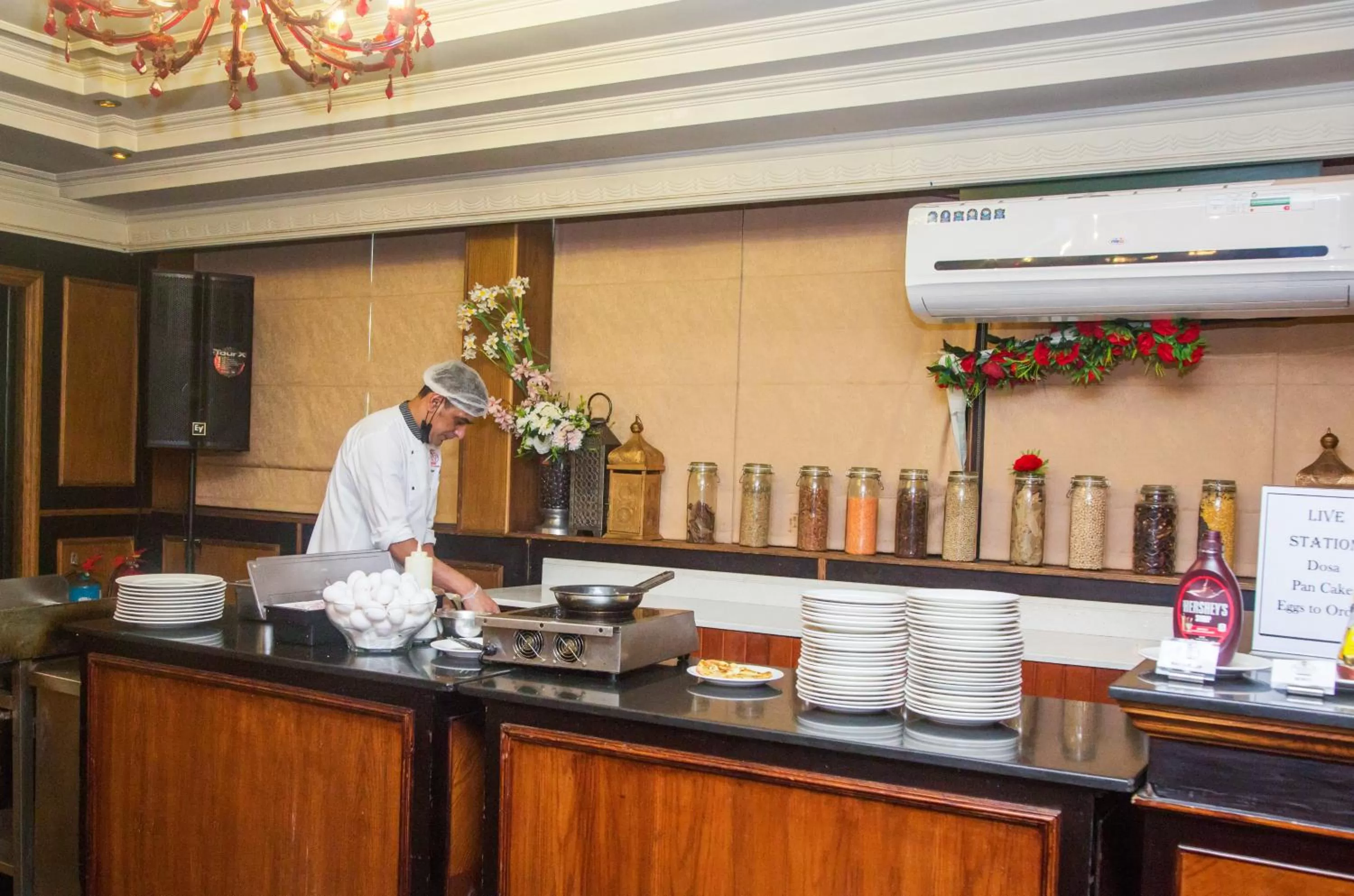 Breakfast in Marco Polo Hotel