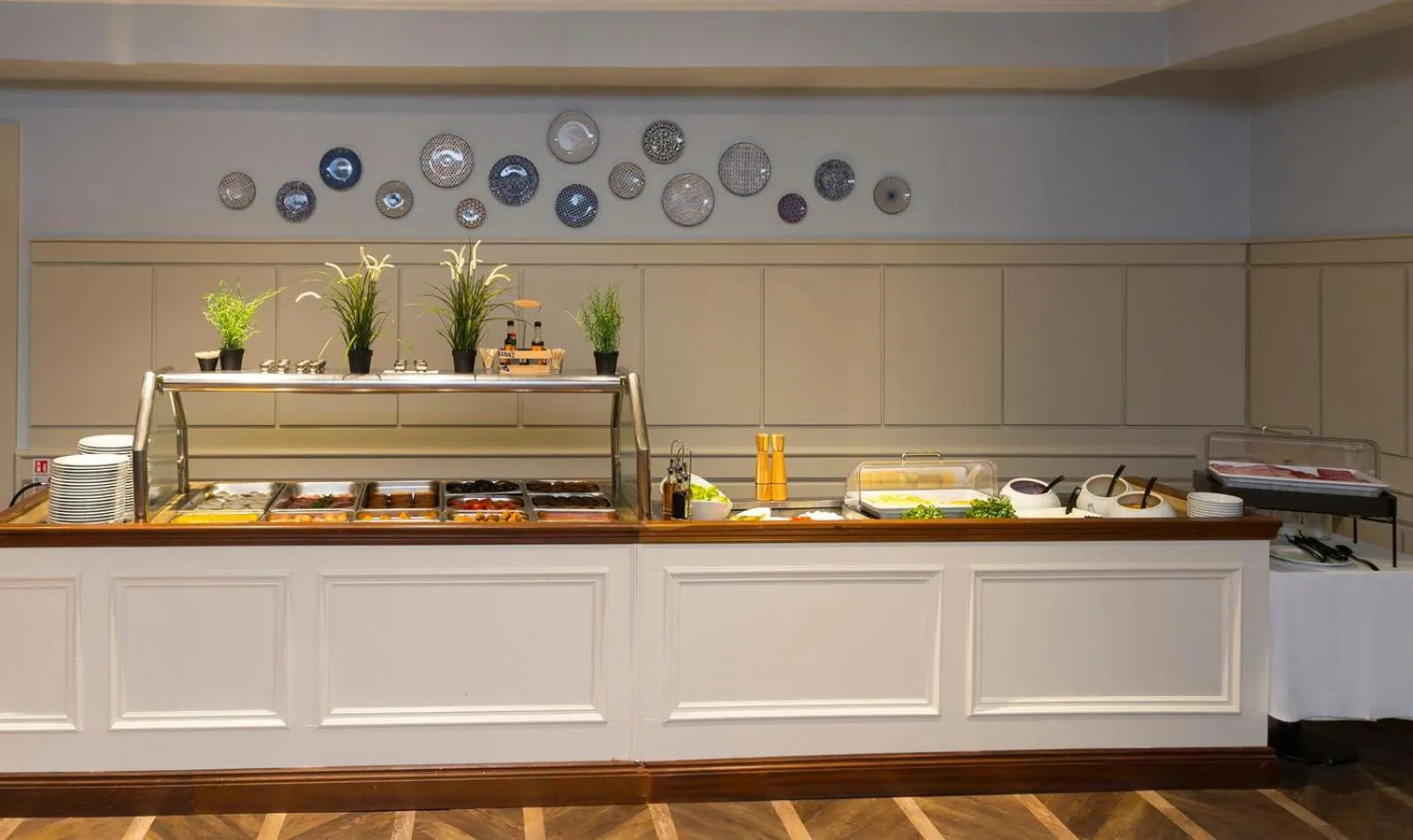 Restaurant/places to eat in Bonnington Hotel & Leisure Centre