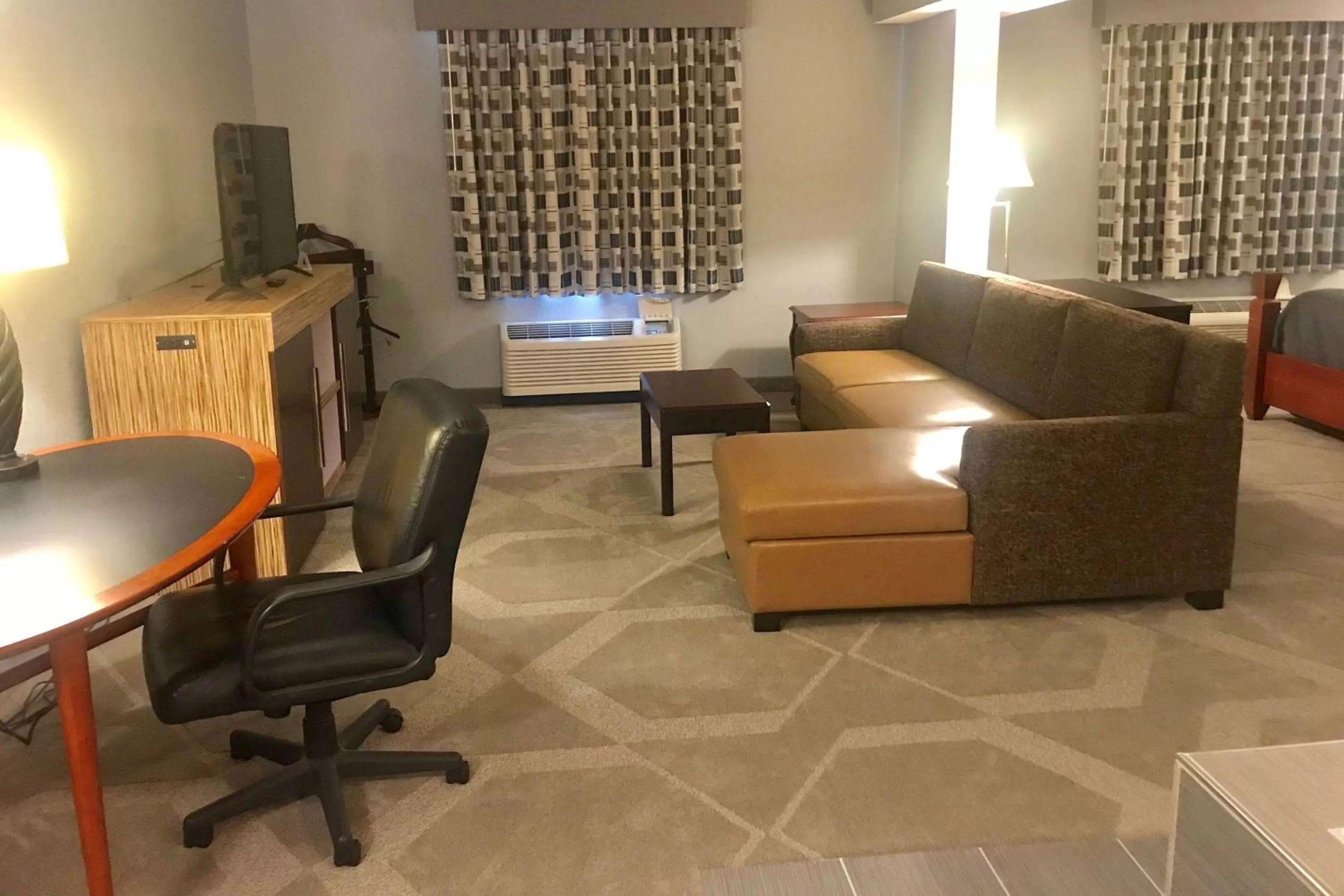 Photo of the whole room in Days Inn by Wyndham Conneaut