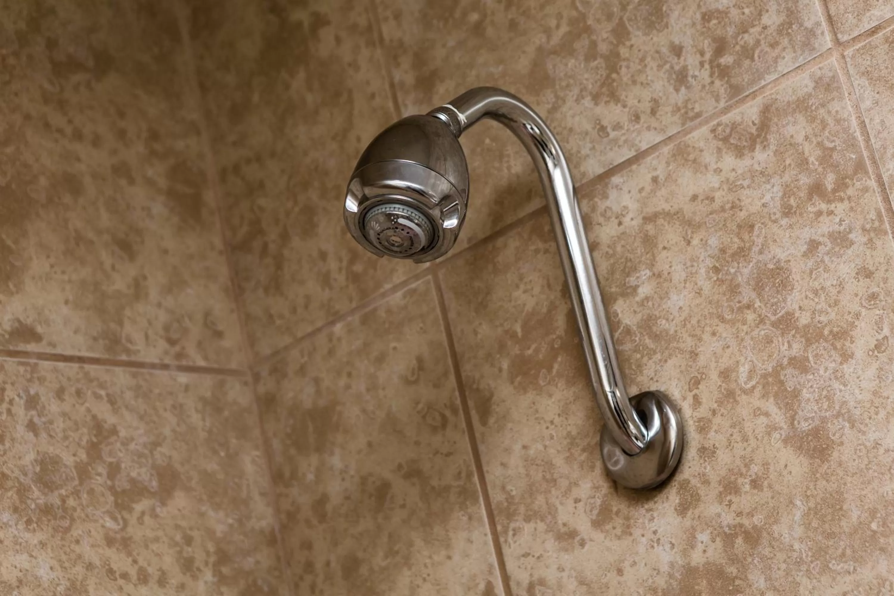 Shower in Pelican Inn