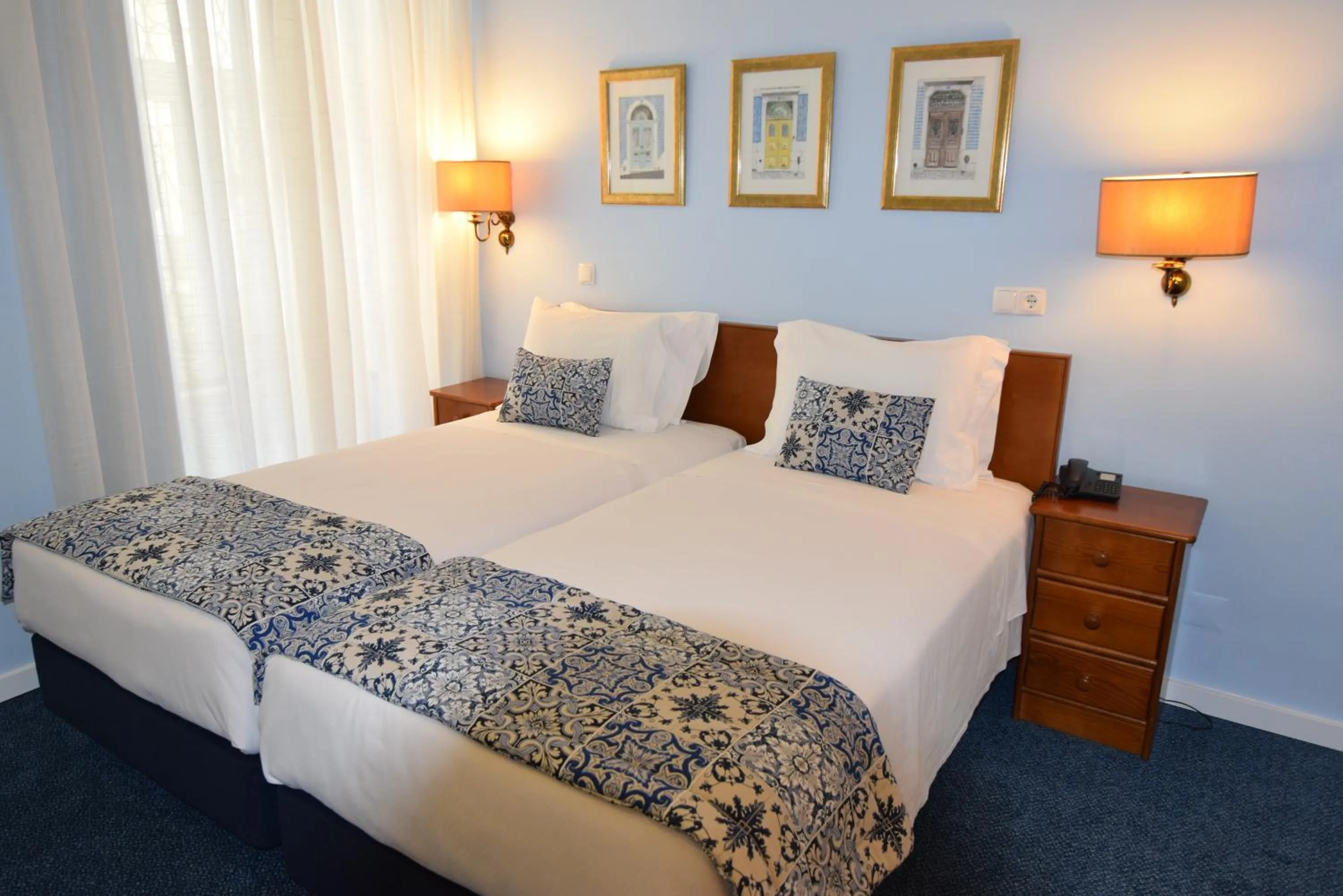 Photo of the whole room, Bed in Hotel Florescente