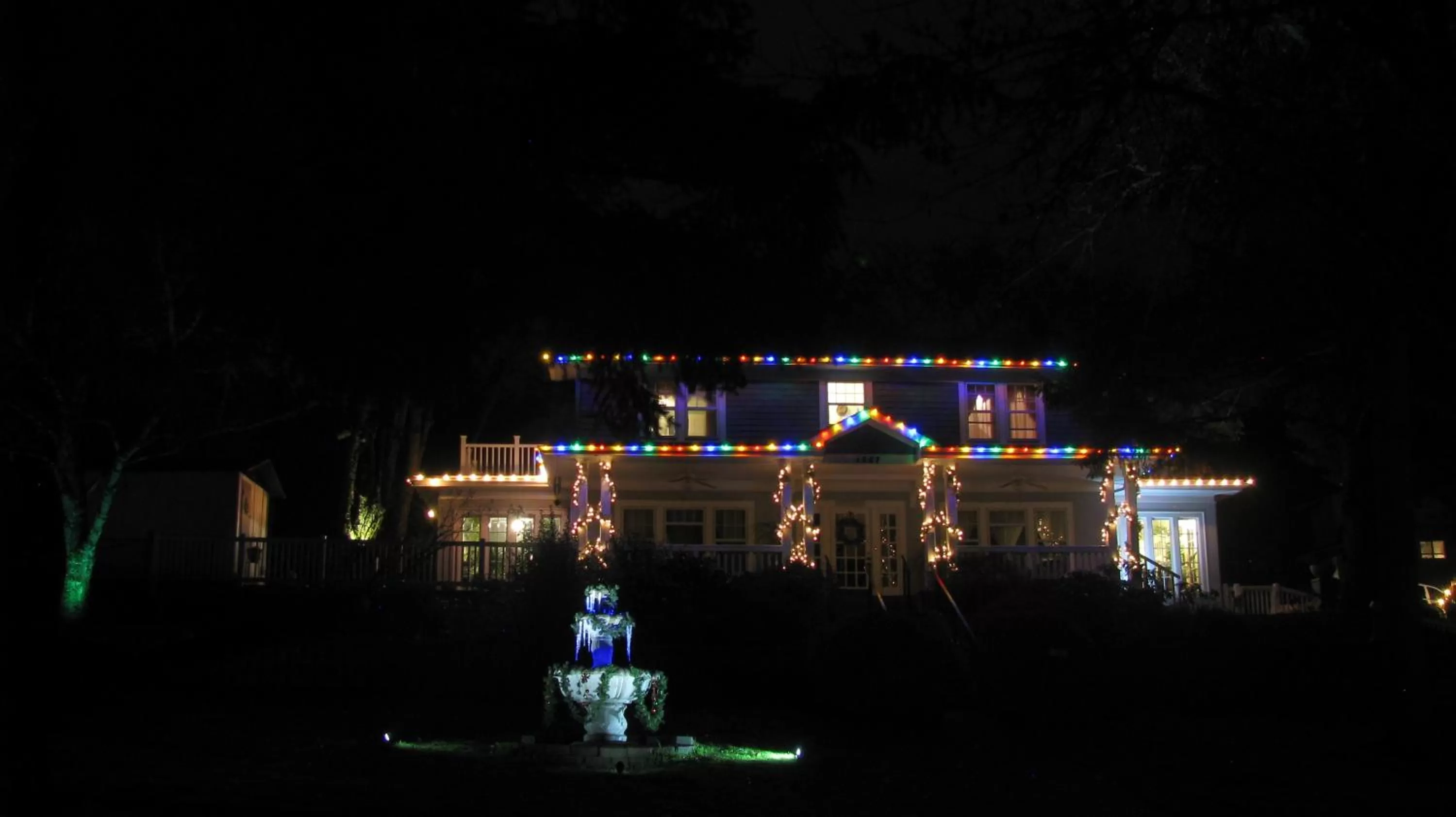 Property building in Terraluna Inn