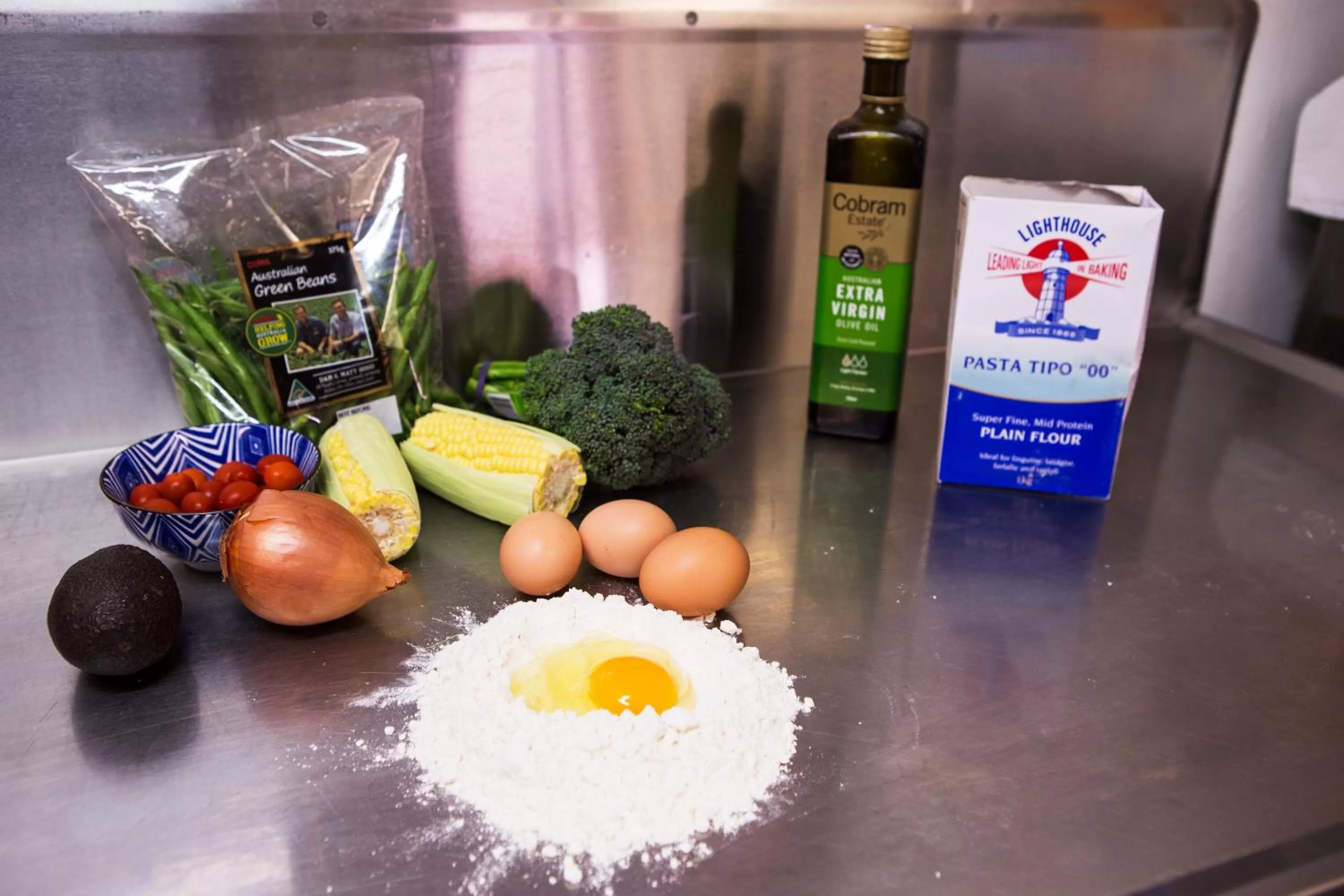 Food in Country Pathfinder Motor Inn