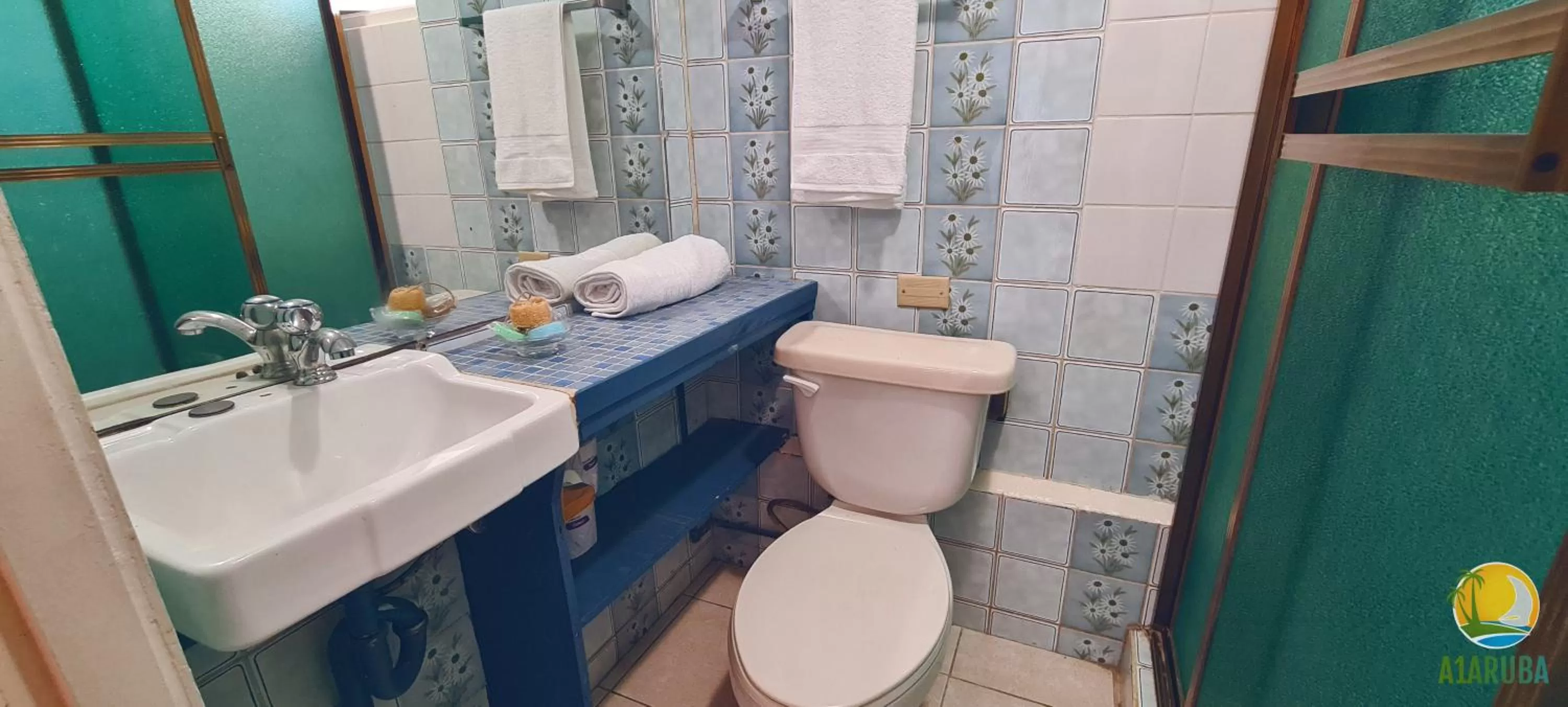 Bathroom in A1 Apartments Aruba