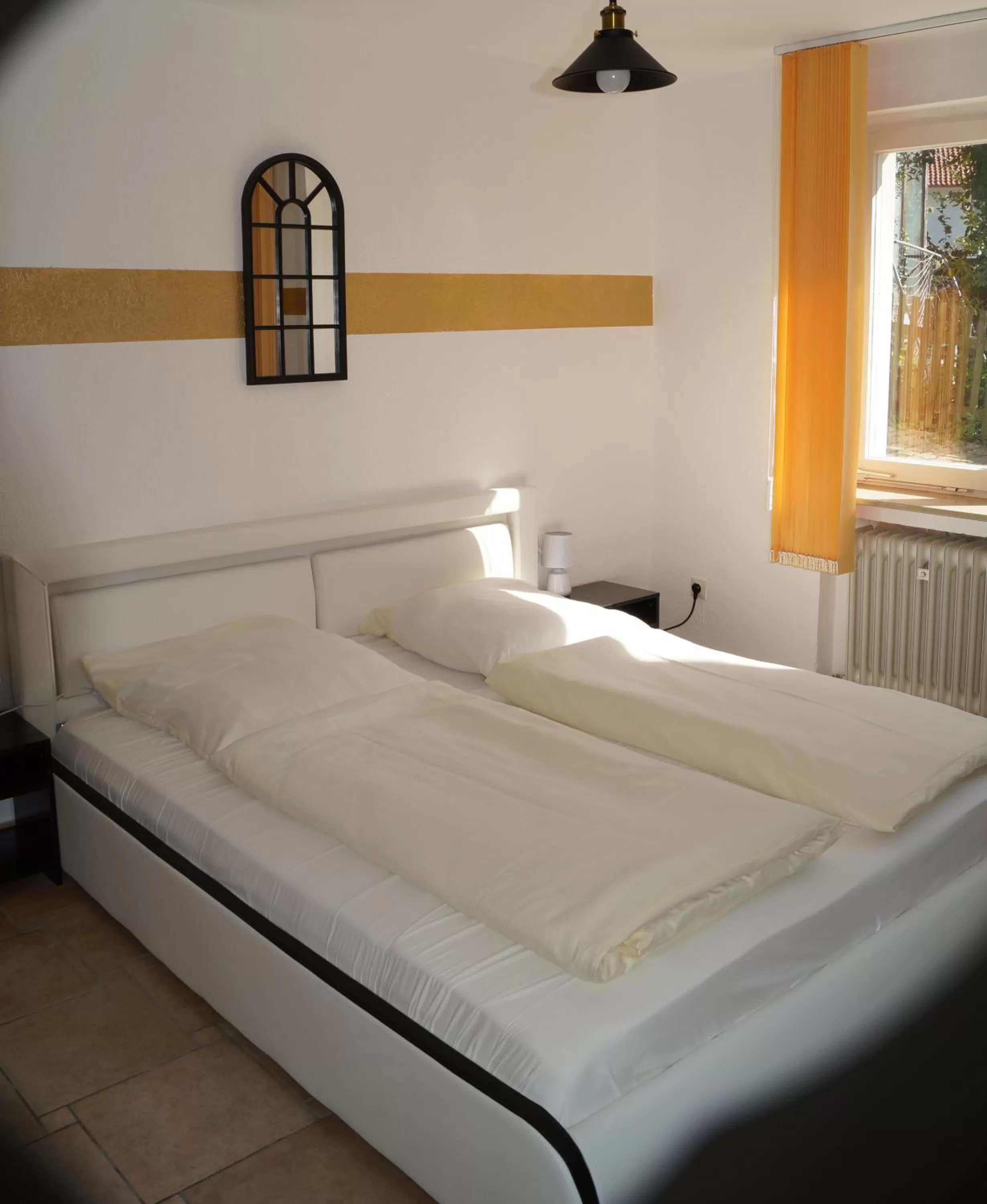Bed in La Fontana