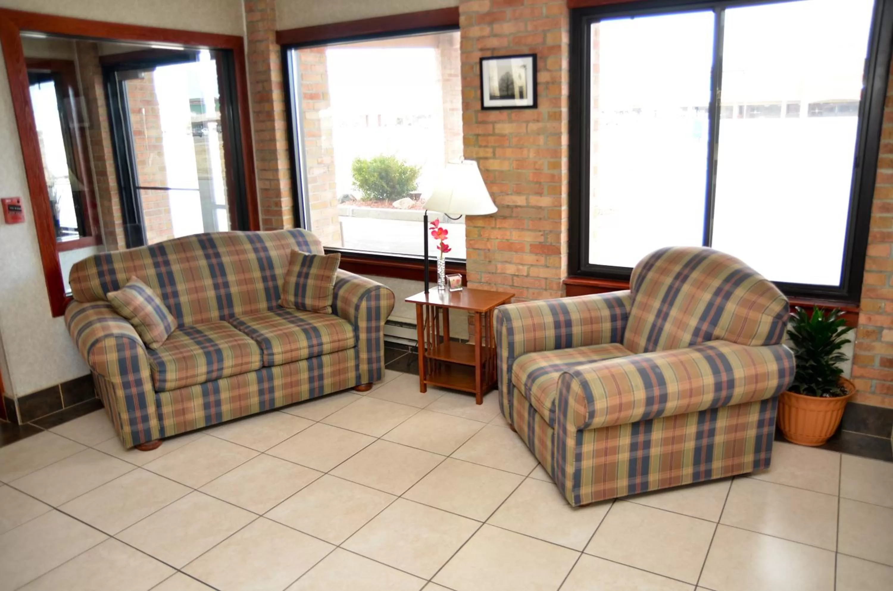 Living room in Baymont by Wyndham Port Huron