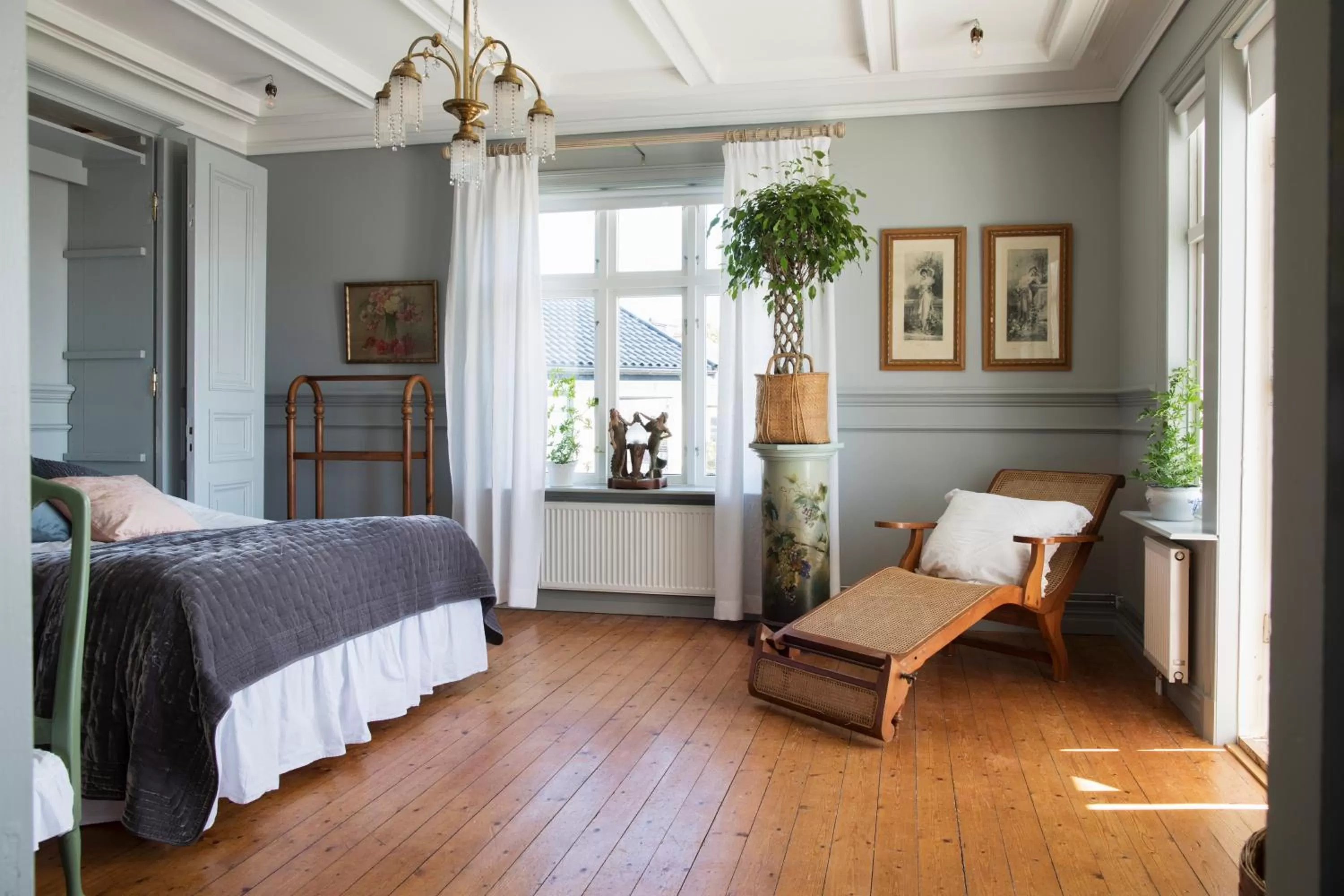 Photo of the whole room, Bed in Strandflickornas Annex Gula Villan