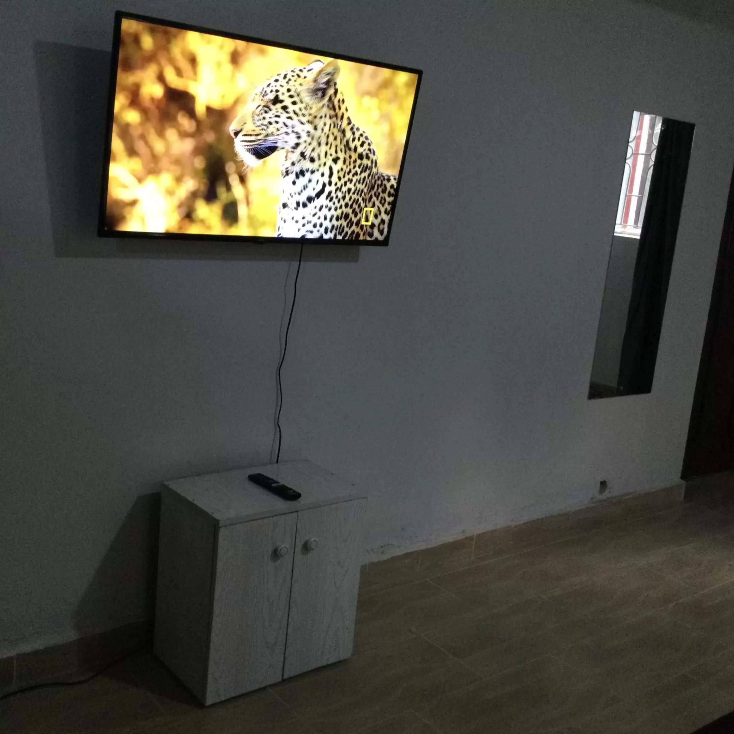 TV and multimedia, TV/Entertainment Center in Milimani Comfort