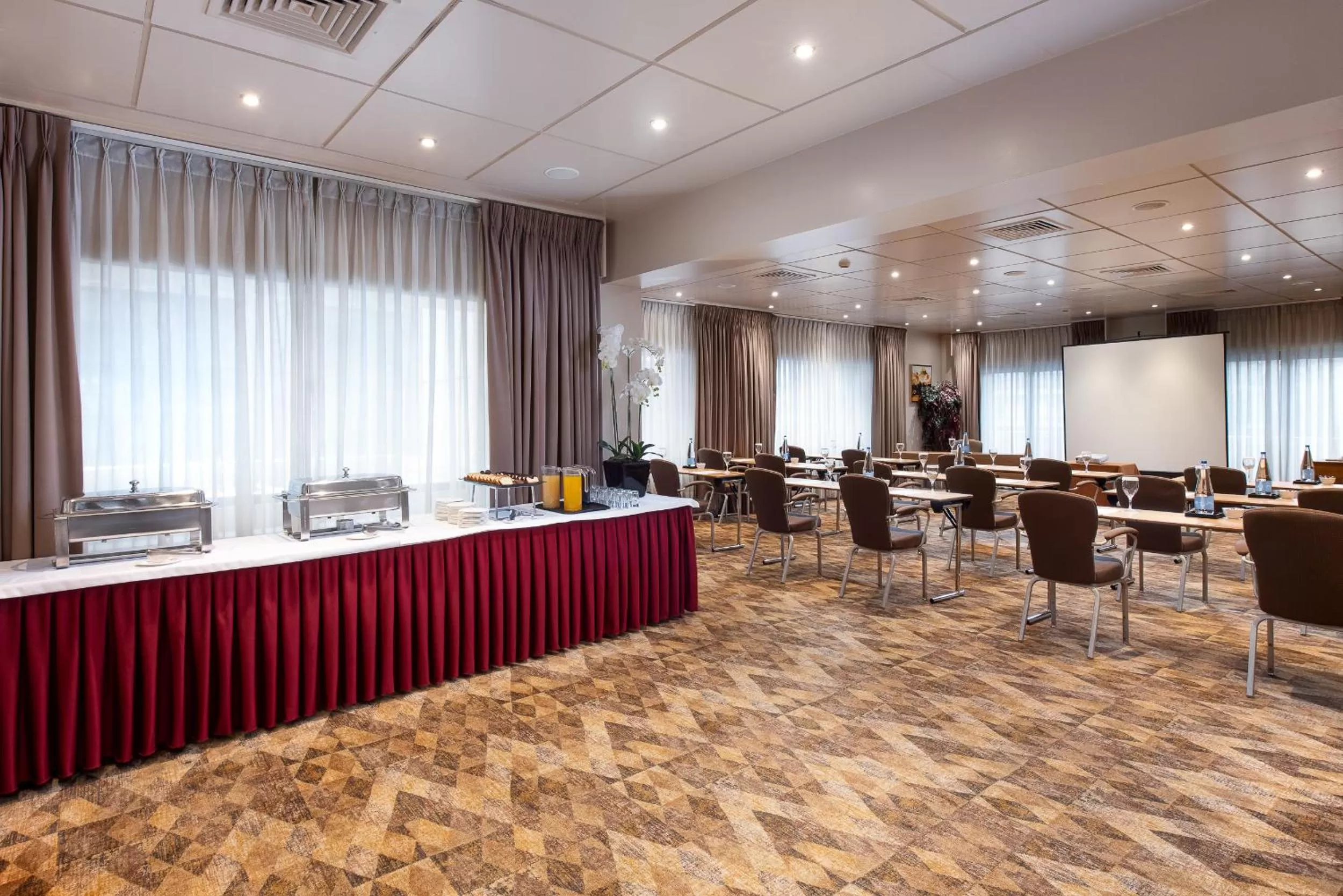 Meeting/conference room in Crowne Plaza Athens City Centre by IHG