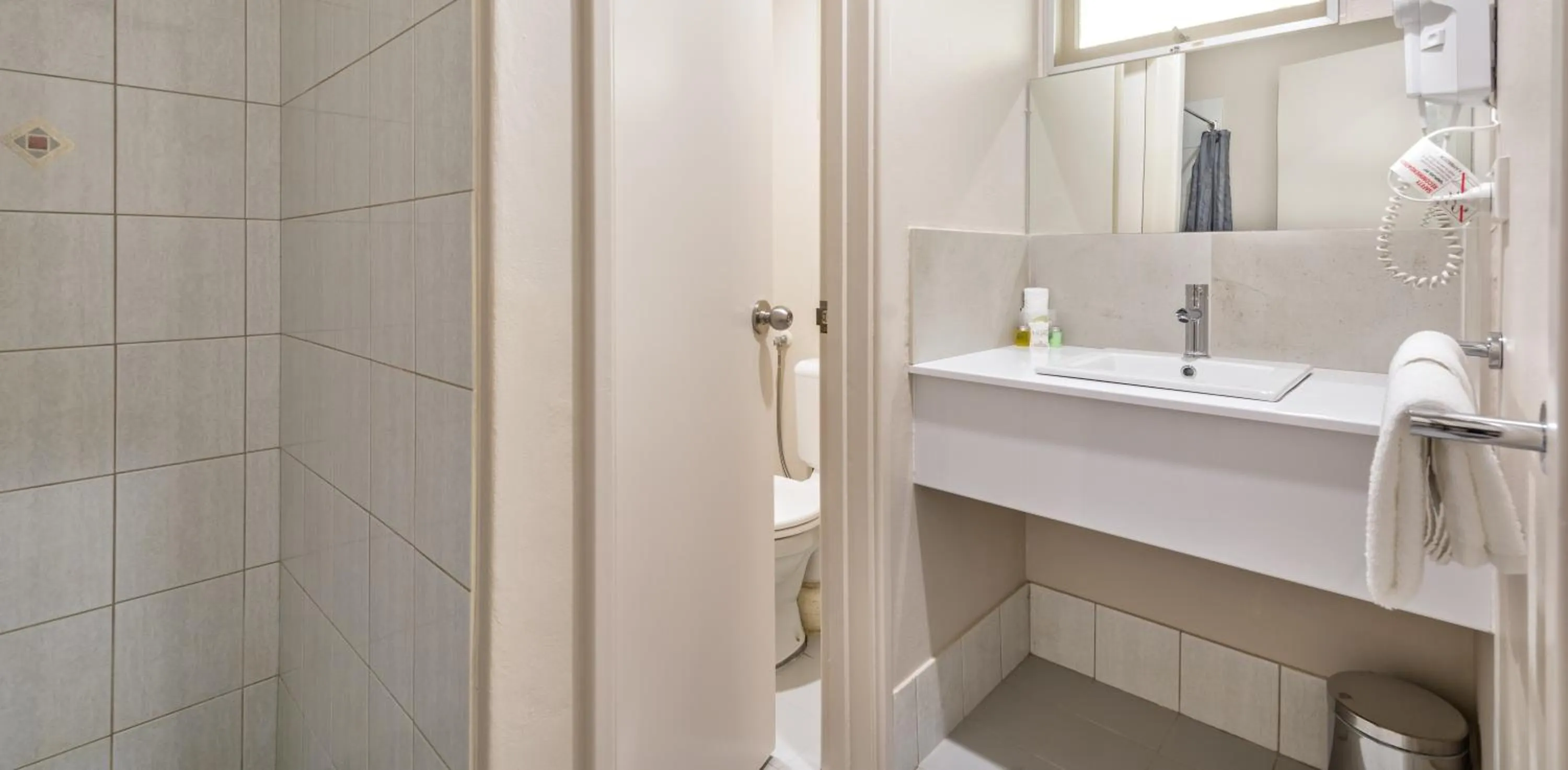 Toilet in Ace Accommodation Albany