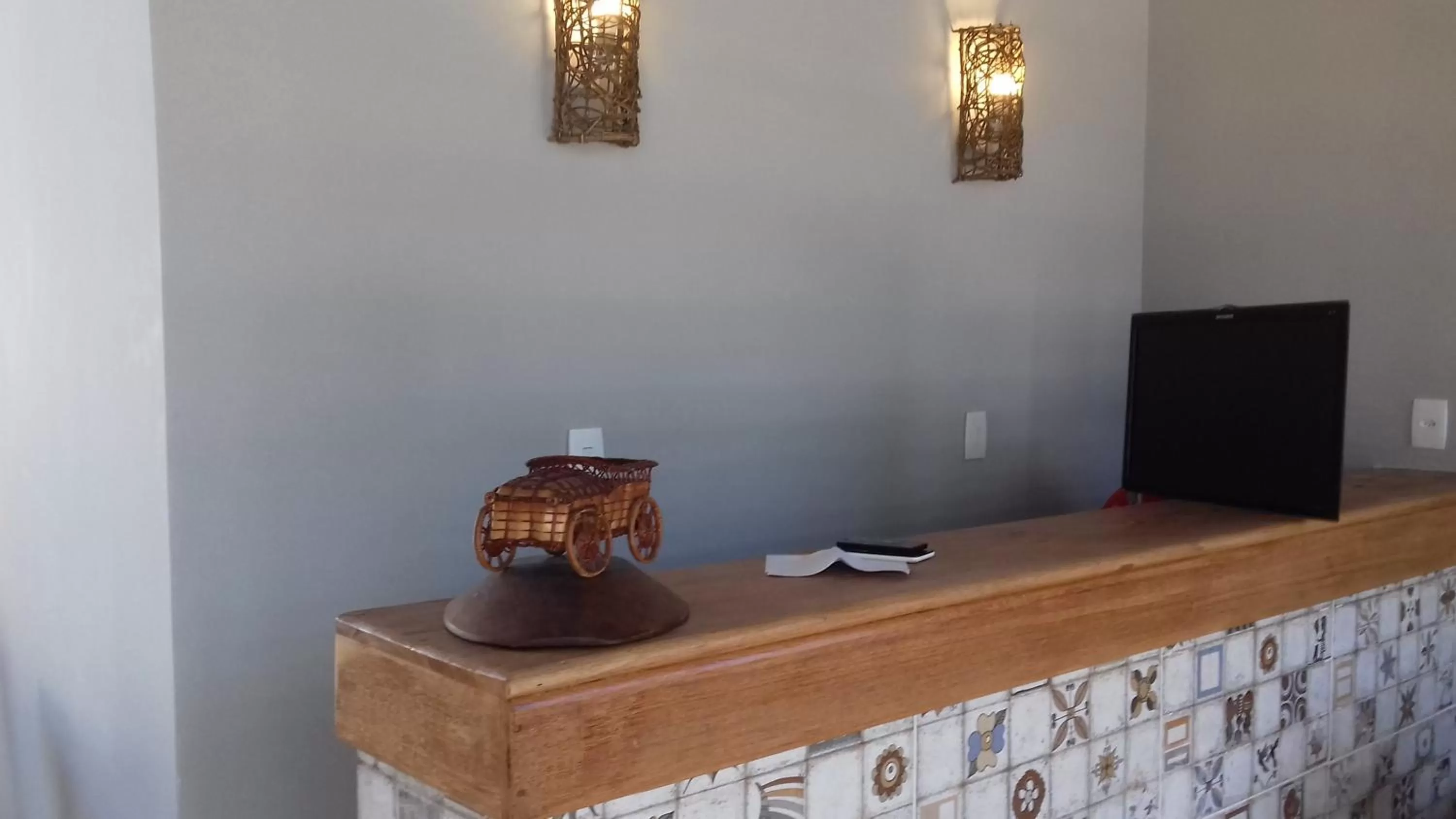 Lounge or bar, TV/Entertainment Center in Pousada Boa Vida