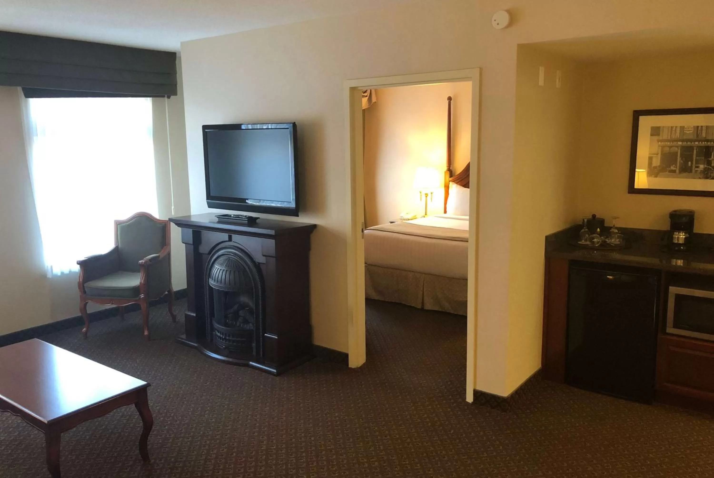 Photo of the whole room in Chateau Saint John Trademark Collection by Wyndham