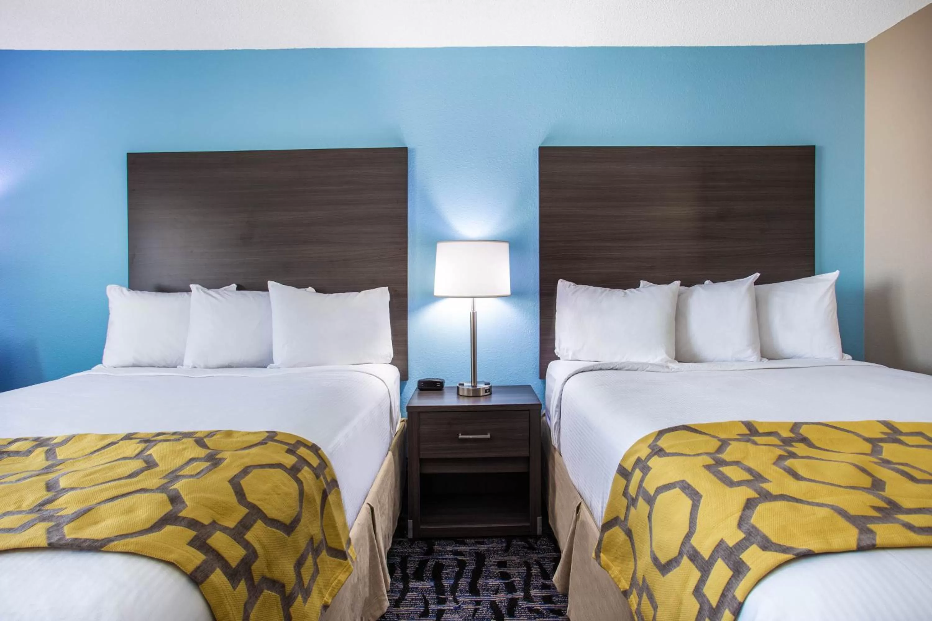 Bedroom, Bed in Baymont by Wyndham Joliet