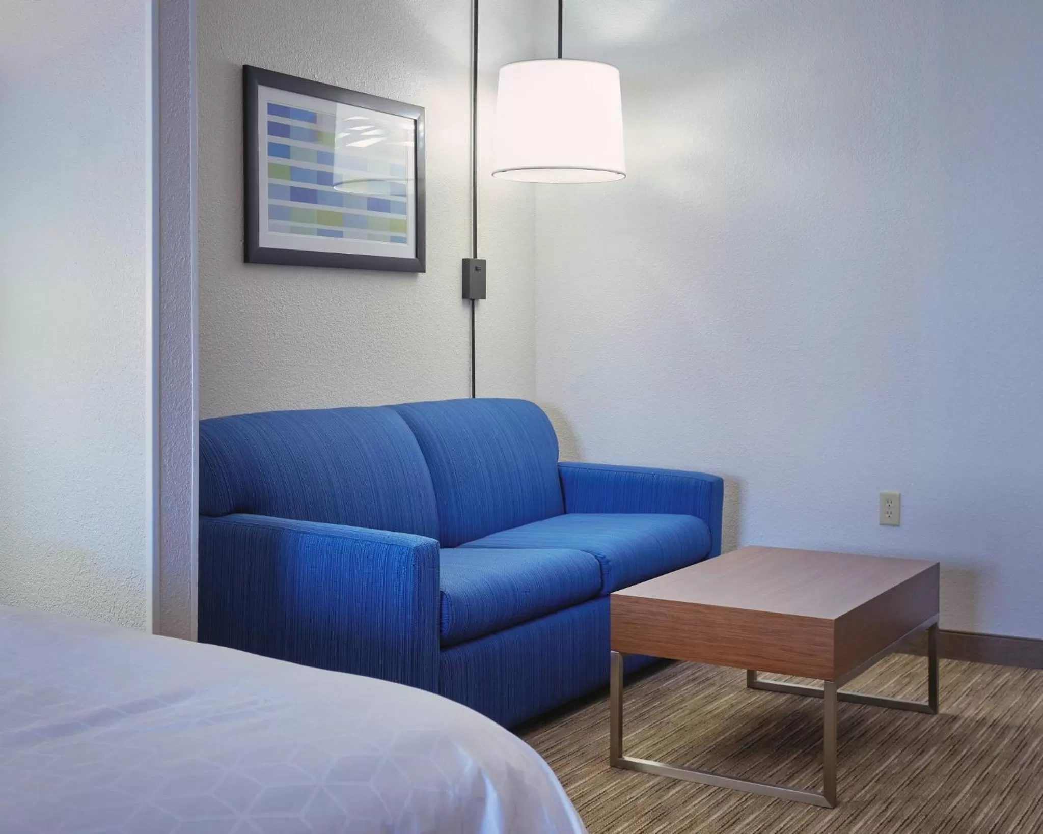 Photo of the whole room, Bed in Holiday Inn Express Hotel and Suites Akron South-Airport Area by IHG