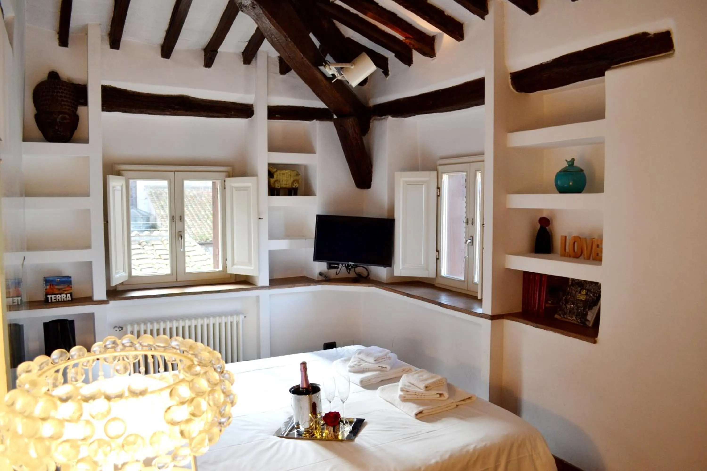 Bed in Luxury Trastevere