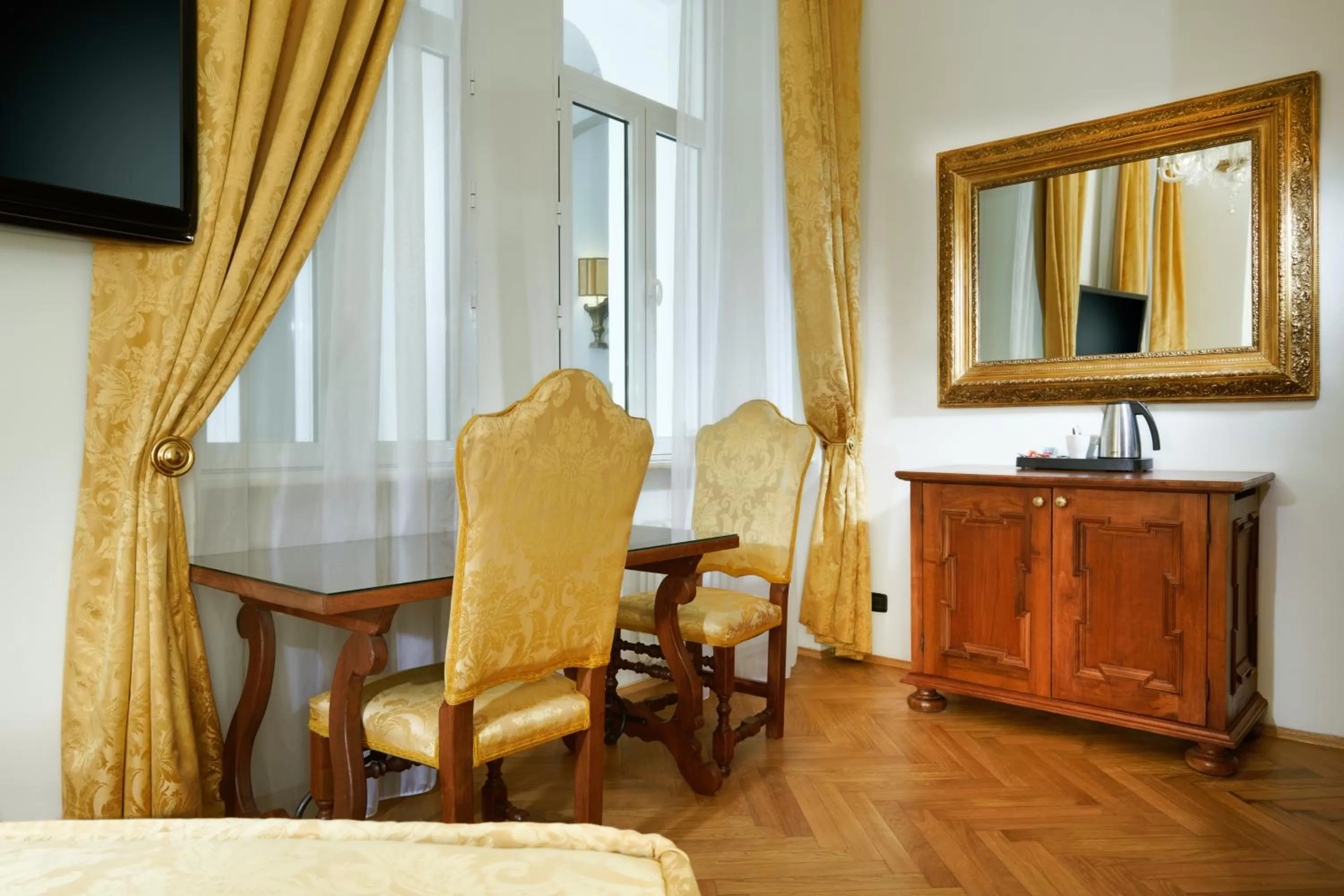 Seating area in Charles Bridge Palace