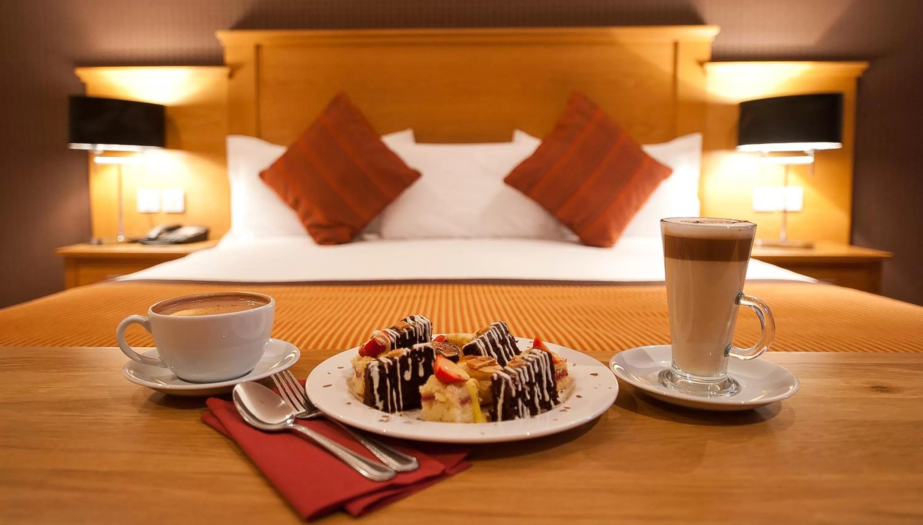 Breakfast, Bed in Corr's Corner Hotel