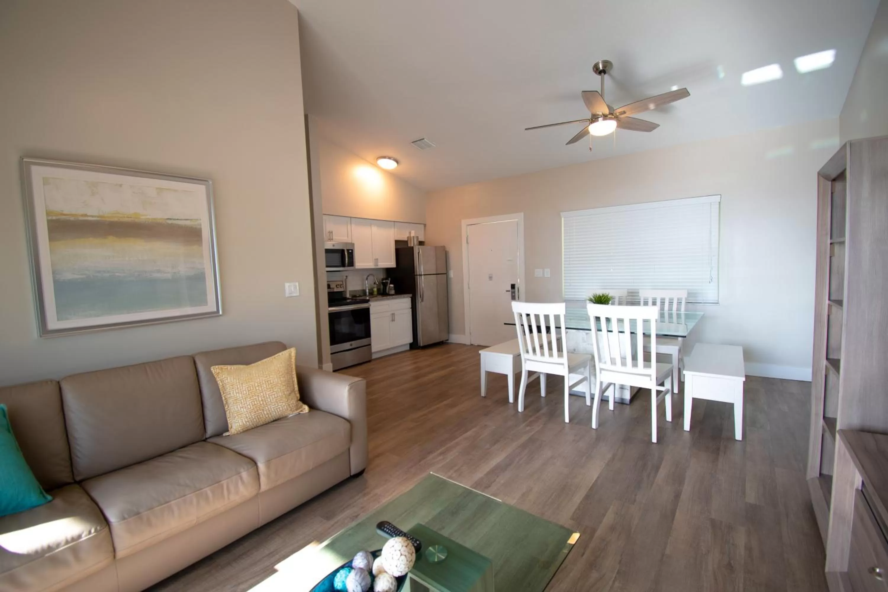 Seating area in Bayside Inn Key Largo