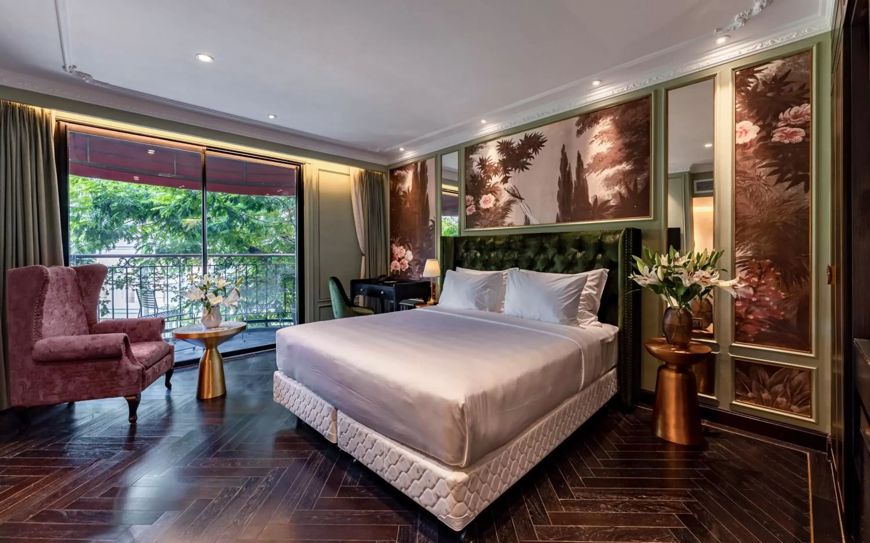 Deluxe Double Room in Signature by M Village Hai Bà Trưng Deluxe Double Room in Signature by M Village Hai Bà Trưng