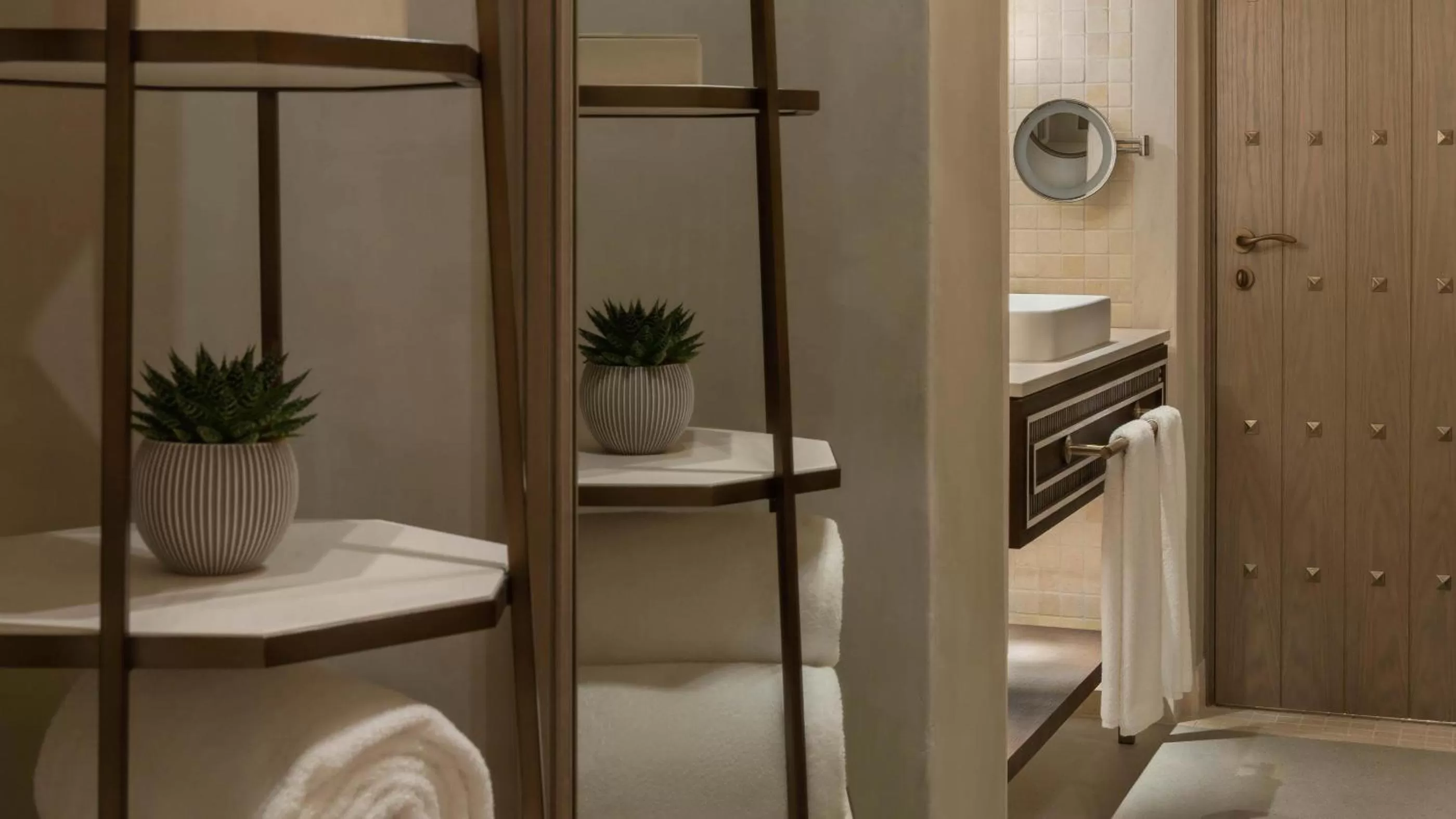 Terrace Desert View King Room - UAE Resident ,UAE ID Mandatory in Bab Al Shams, A Rare Finds Desert Resort, Dubai