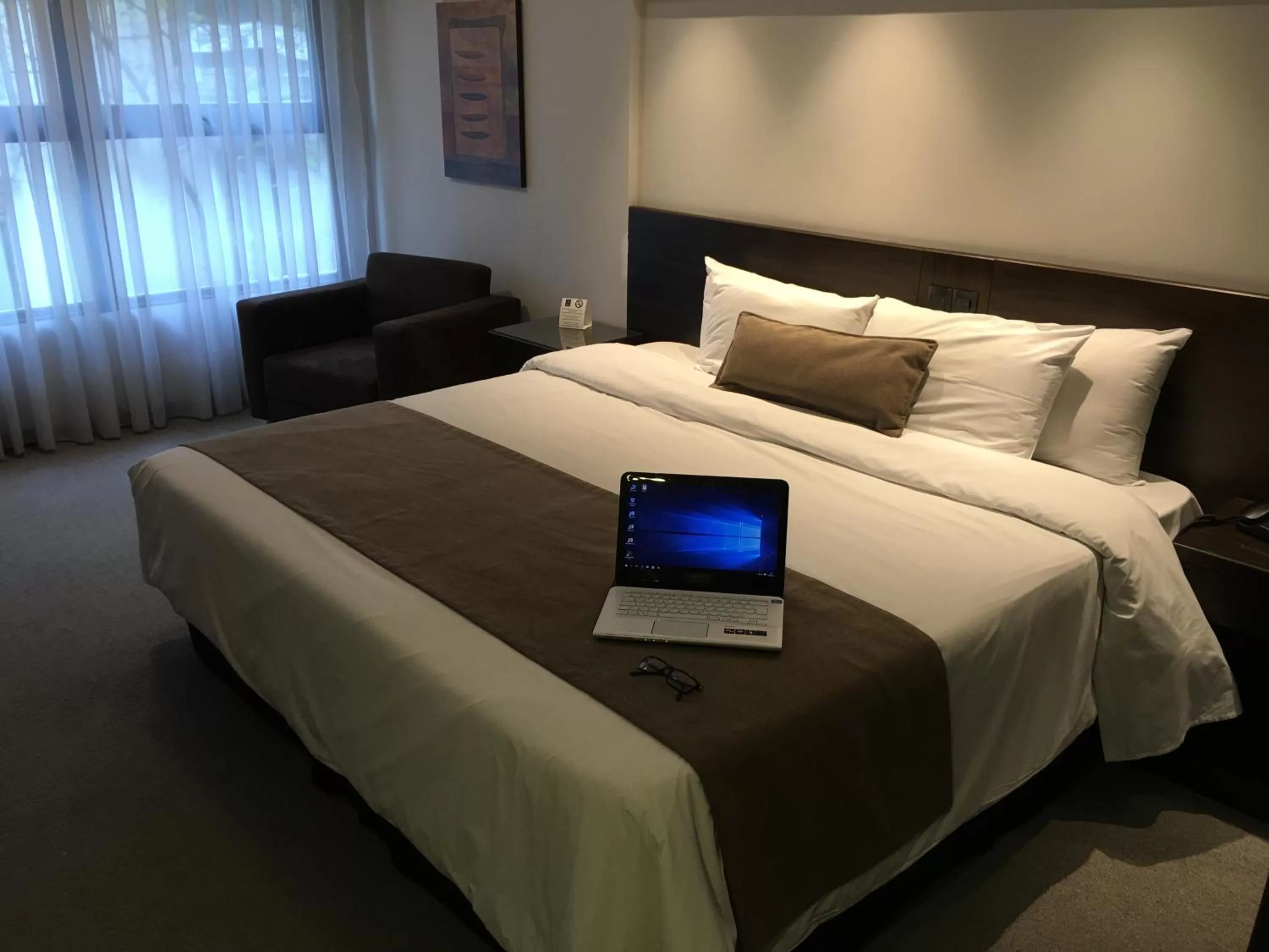 Photo of the whole room, Bed in Crystal Tower