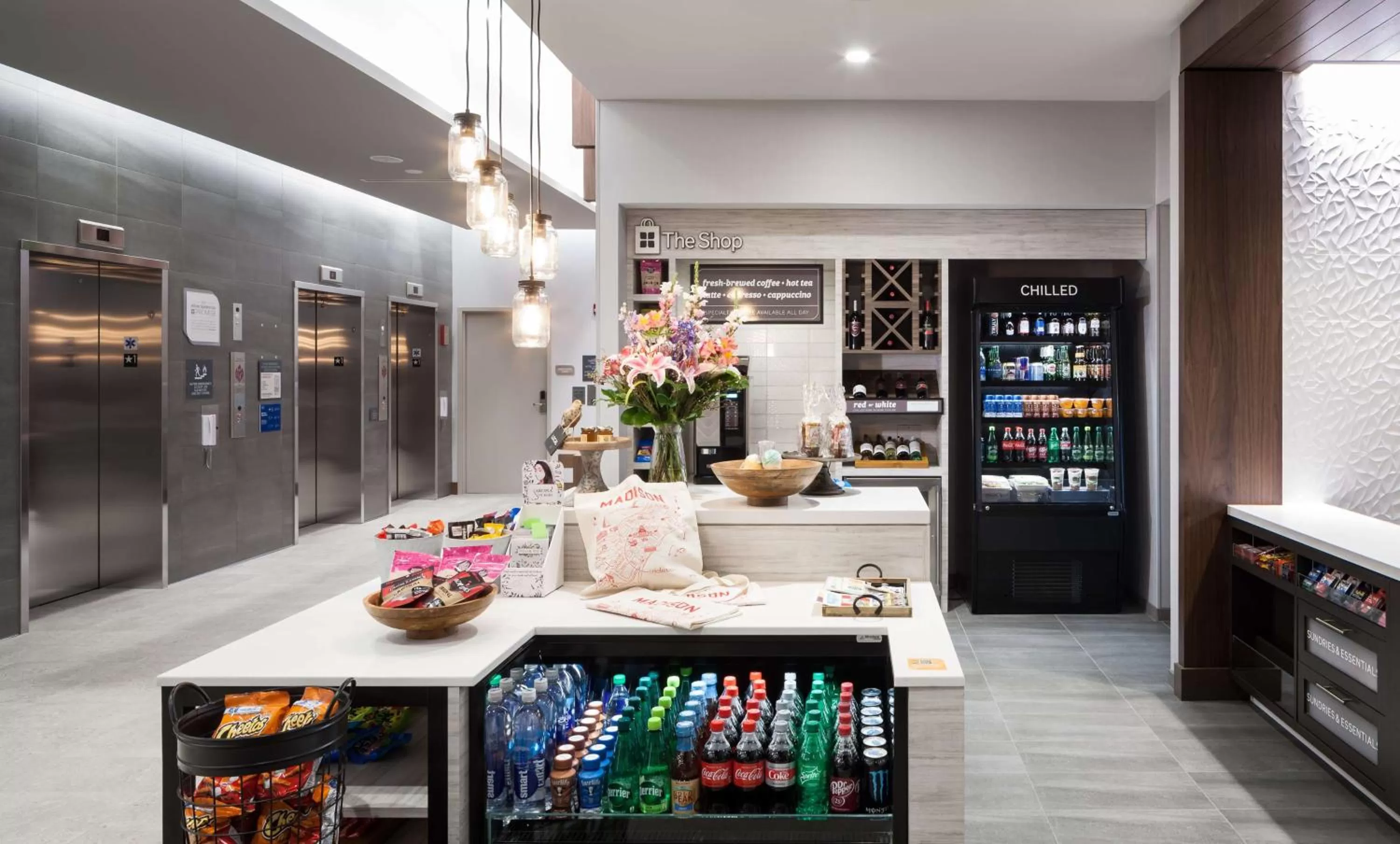 Restaurant/places to eat in Hilton Garden Inn Madison Downtown, WI