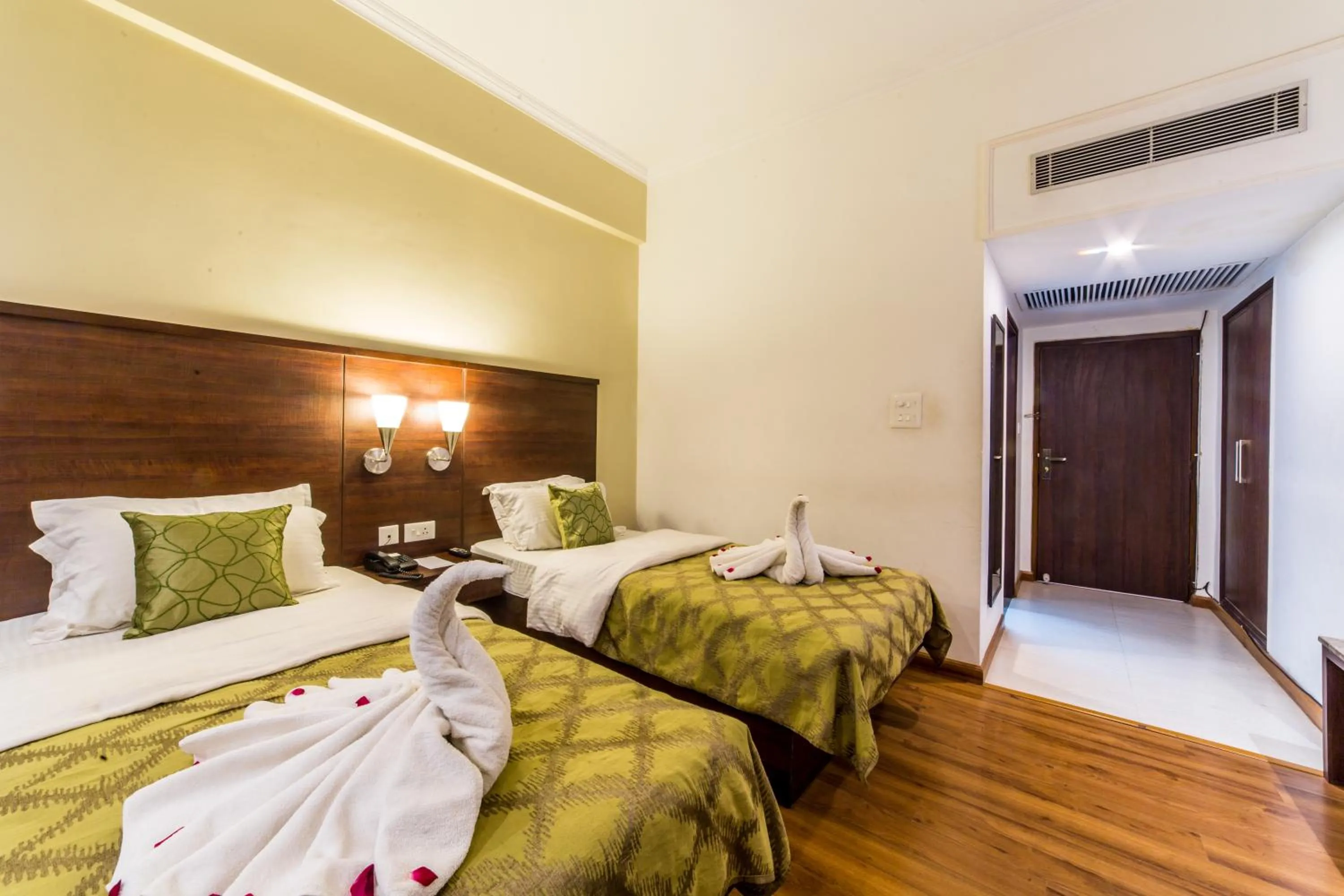 Photo of the whole room, Bed in Diamond Hotel