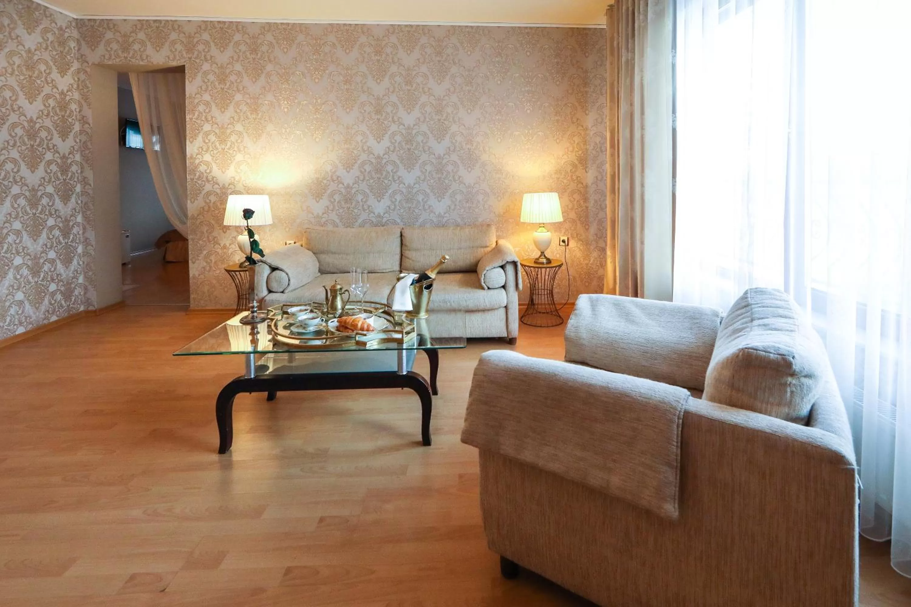 Seating Area in Complex Baroto