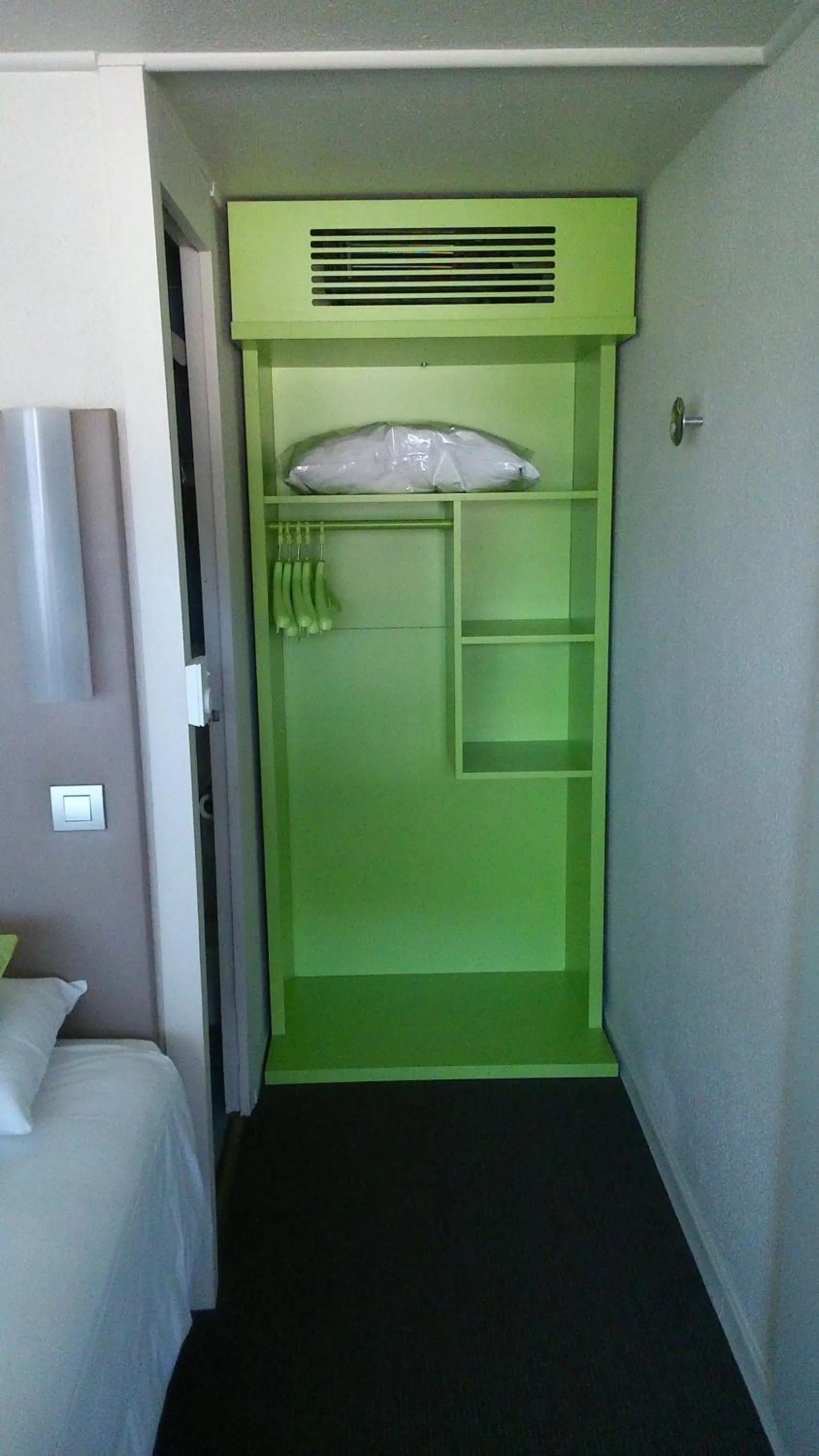 Photo of the whole room, Bed in Hotel Campanile Besançon Nord Ecole Valentin