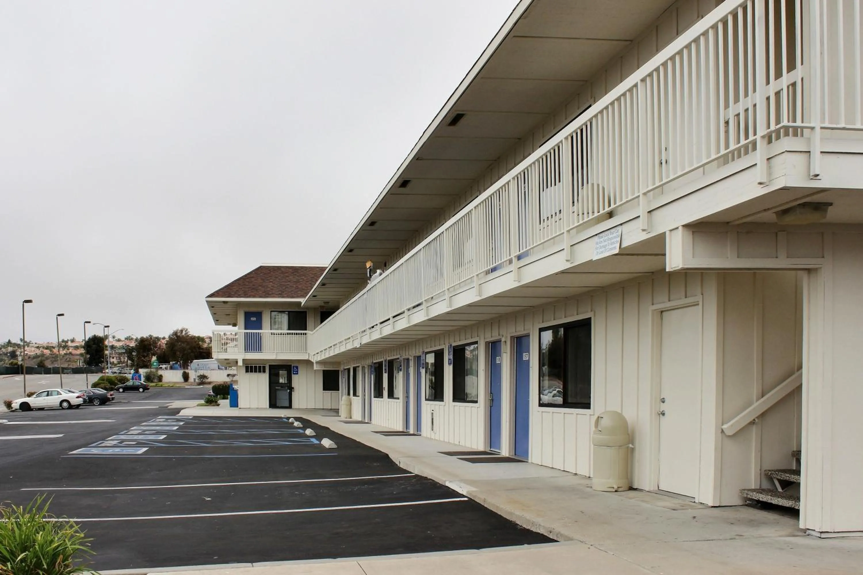 Facade/entrance in Motel 6-Pismo Beach, CA