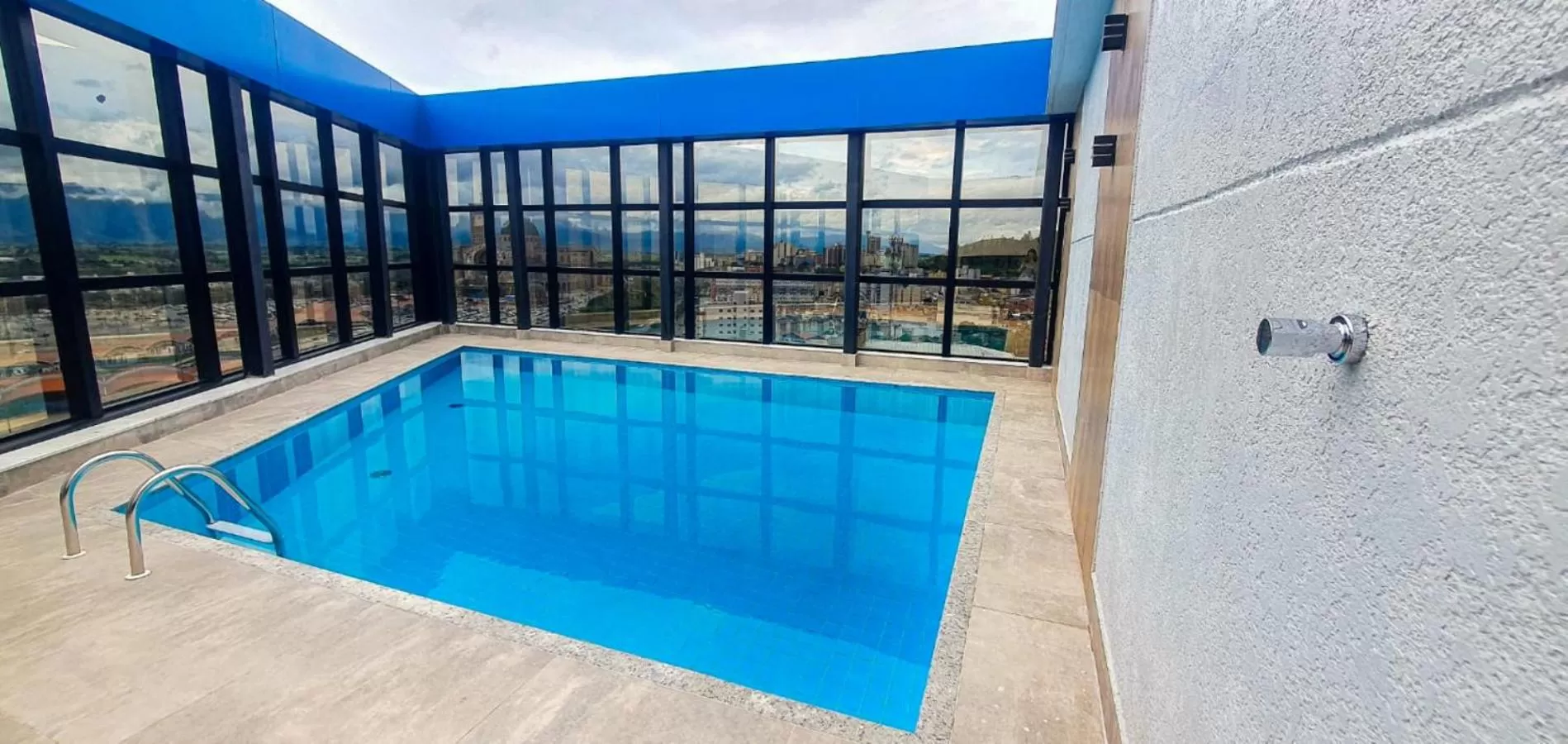 Pool view in Hotel Portal dos Devotos