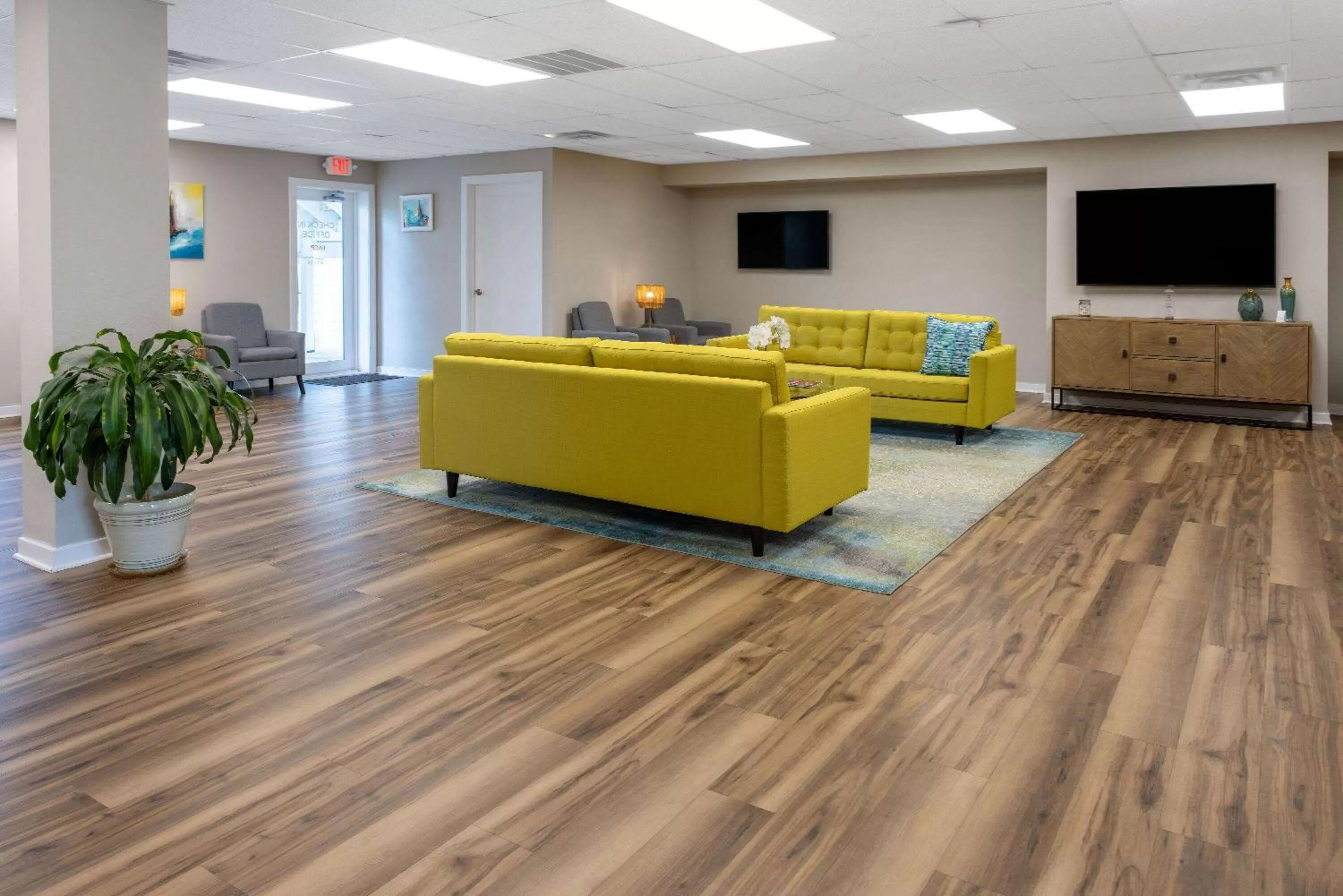 Lobby or reception in Atlantic Beach Resort, a Ramada by Wyndham