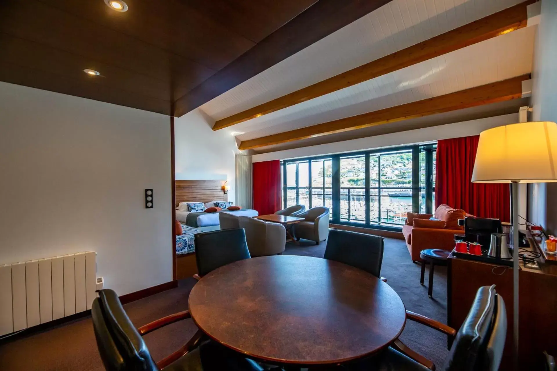 Deluxe Suite with Sea View in Hotel Le Grand Pavois Deluxe Suite with Sea View in Hotel Le Grand Pavois