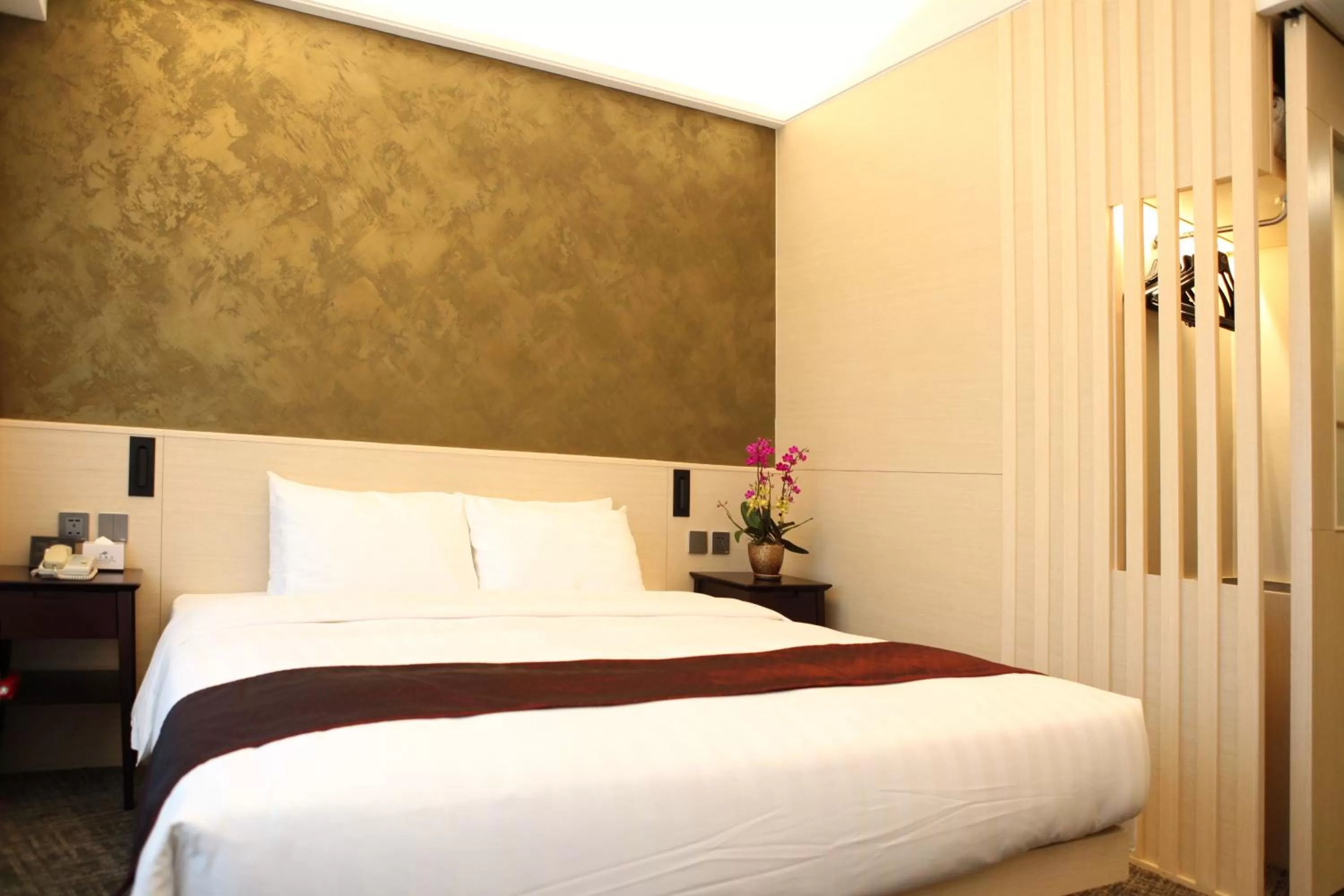 Bed in South Pacific Hotel