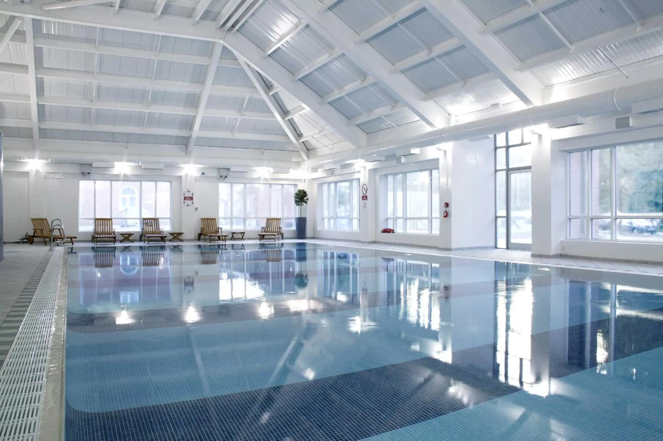 Swimming pool in Brandon Hall Hotel & Spa Warwickshire