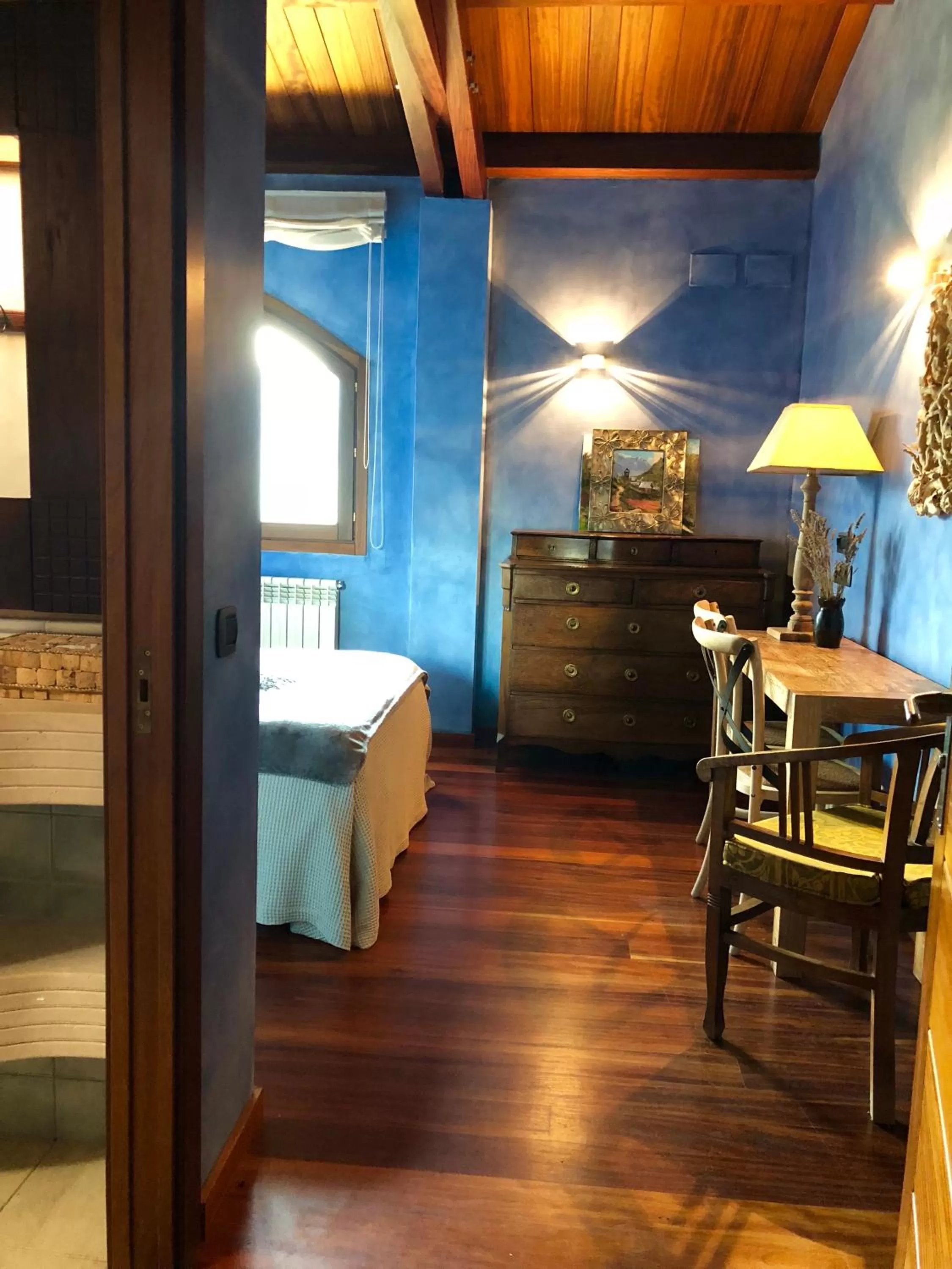 Decorative detail in Serrat del Vent - Adults only