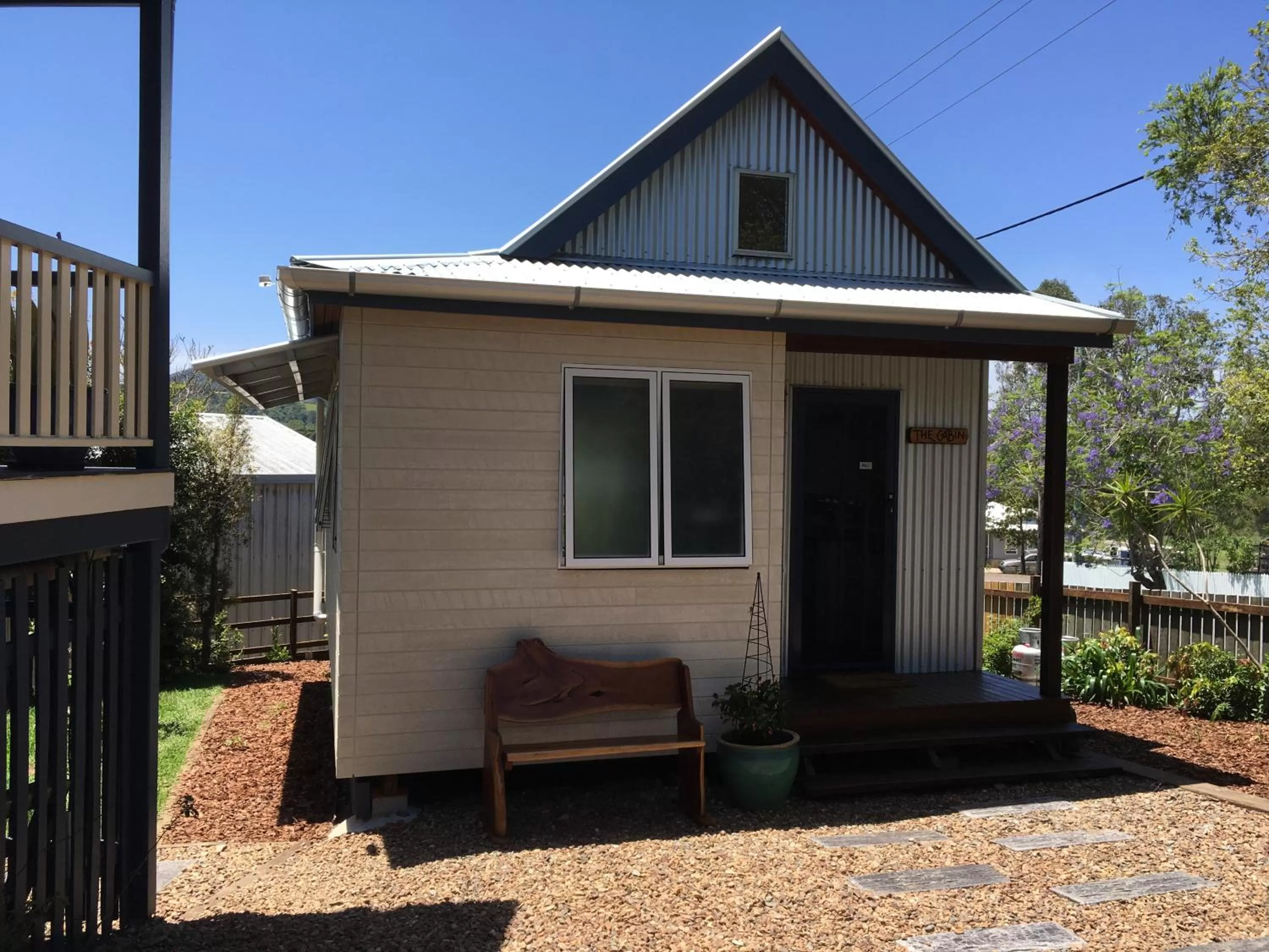 Property Building in Gridley Homestead B&B