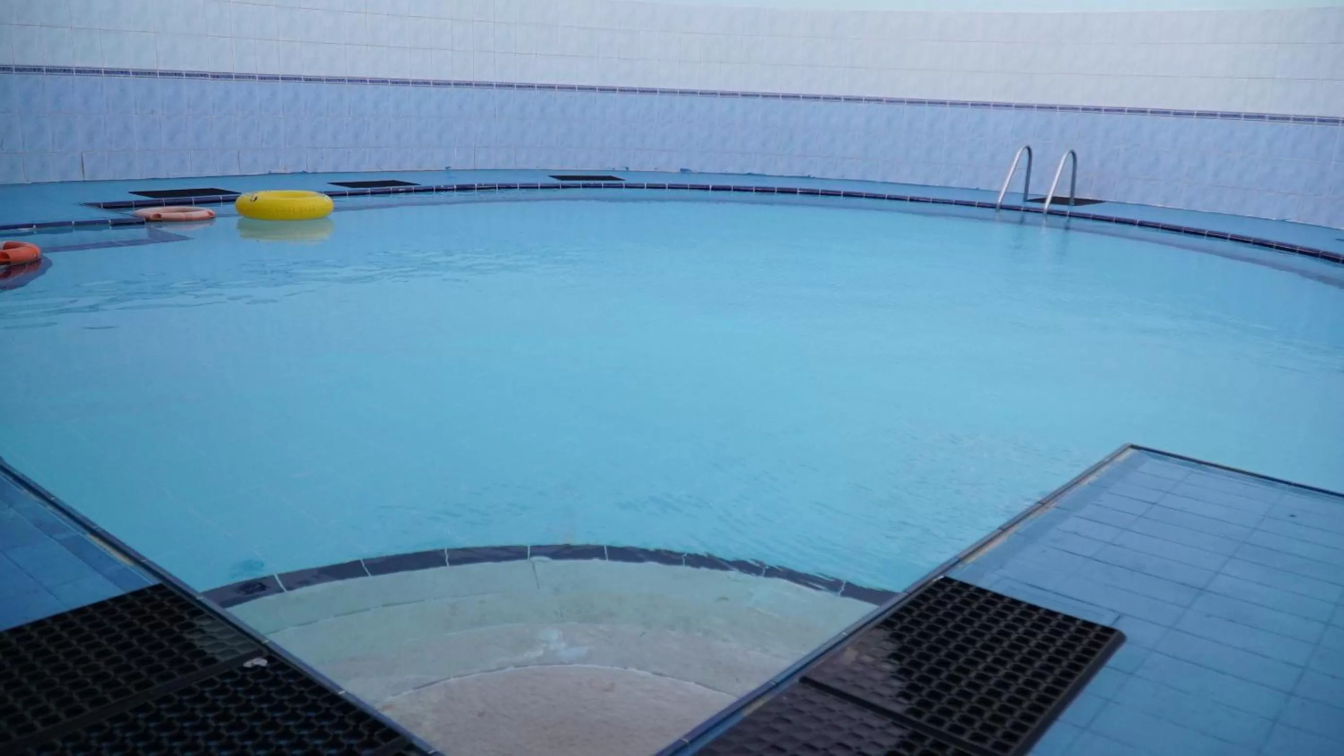 Swimming Pool in منتجع الاحلام ينبع & Alahlam Resort Yanbu