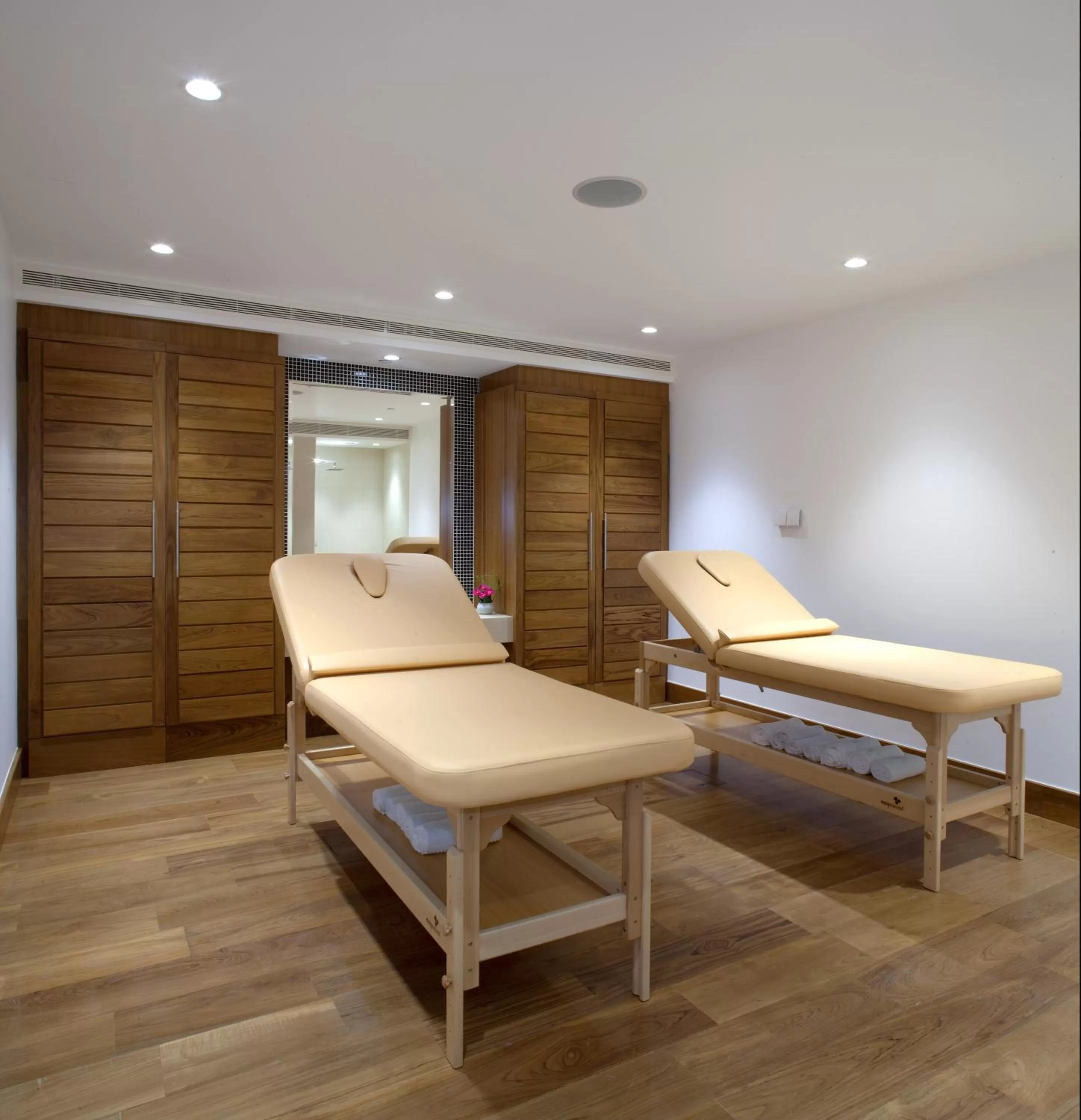 Spa and wellness centre/facilities in Leonardo Royal London Tower Bridge