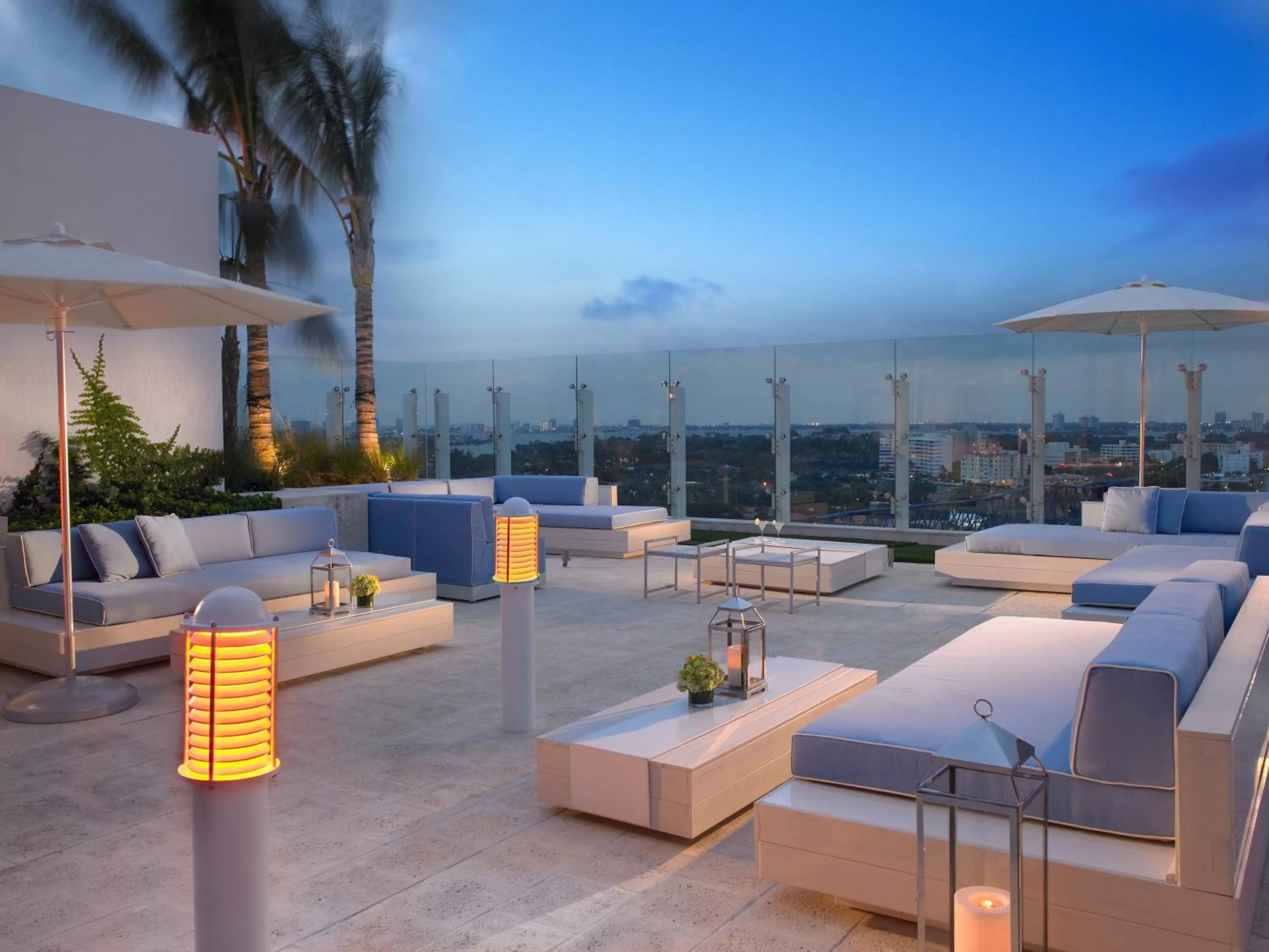 Lounge or bar in Grand Beach Hotel Surfside