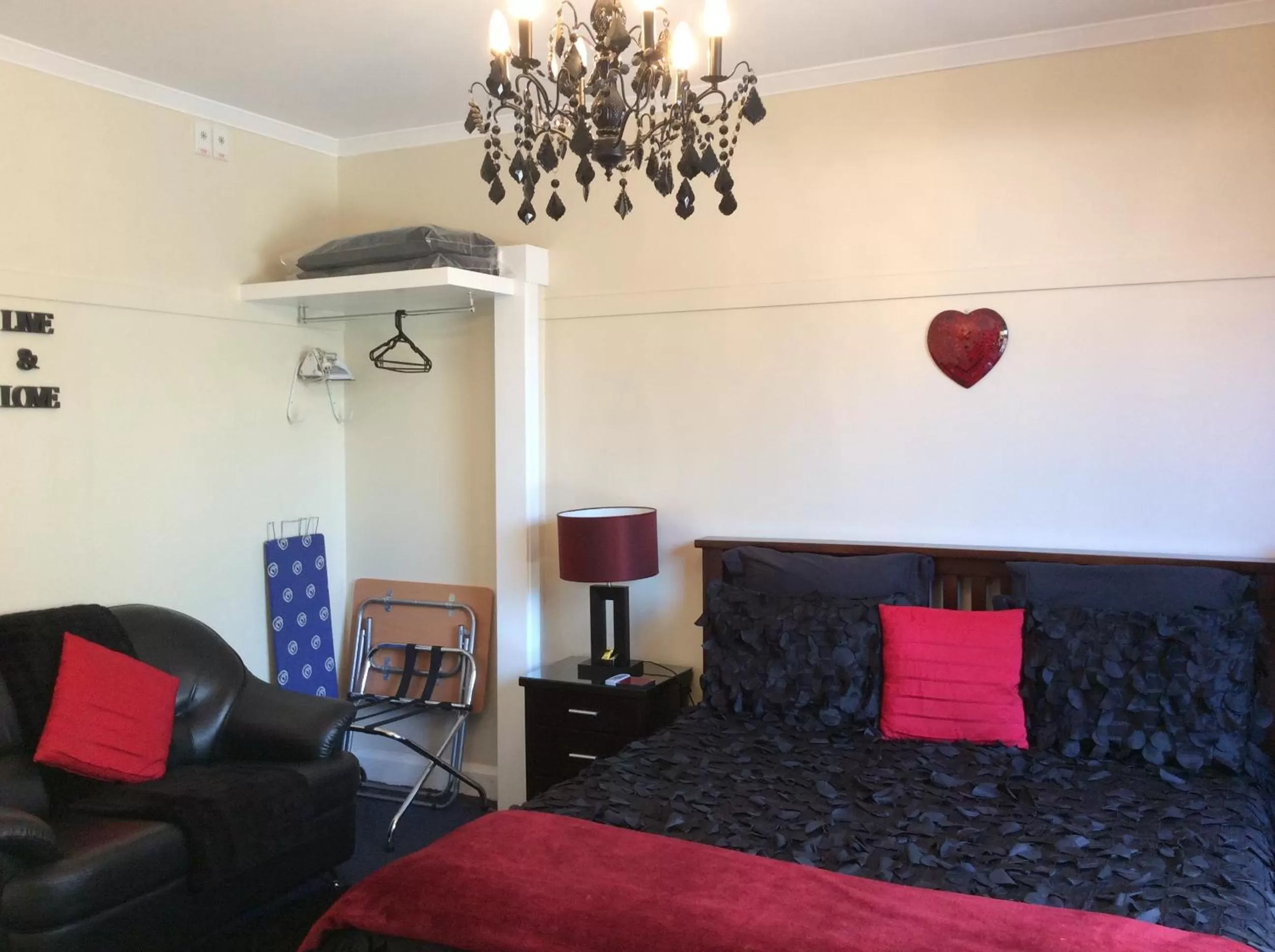 Bed in Anndion Motel